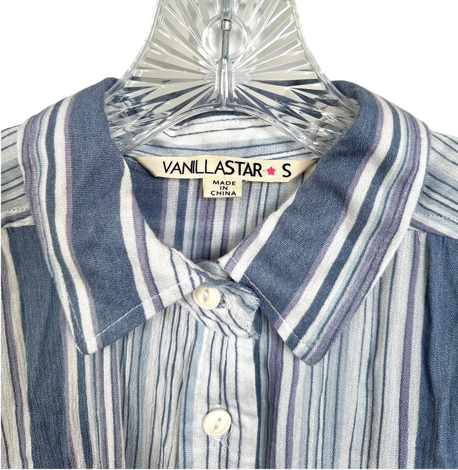 Vanilla Star Junior’s Button Down Shirt Top w/ Twist Front Size S Blue Striped