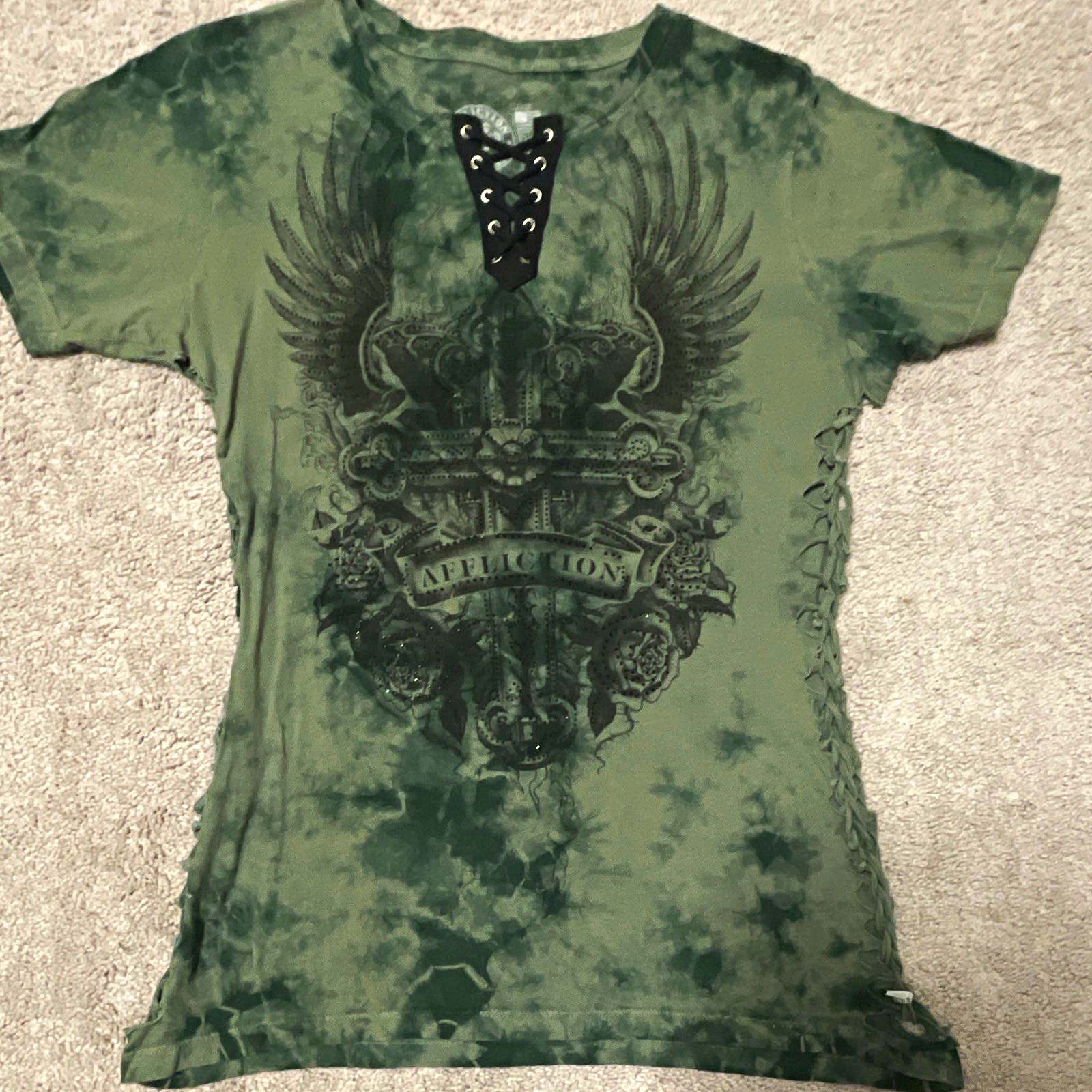 Affliction Women’s L Green Tie-Dye V-Neck Short Sleeve Lace-Up Rhinestone Cross