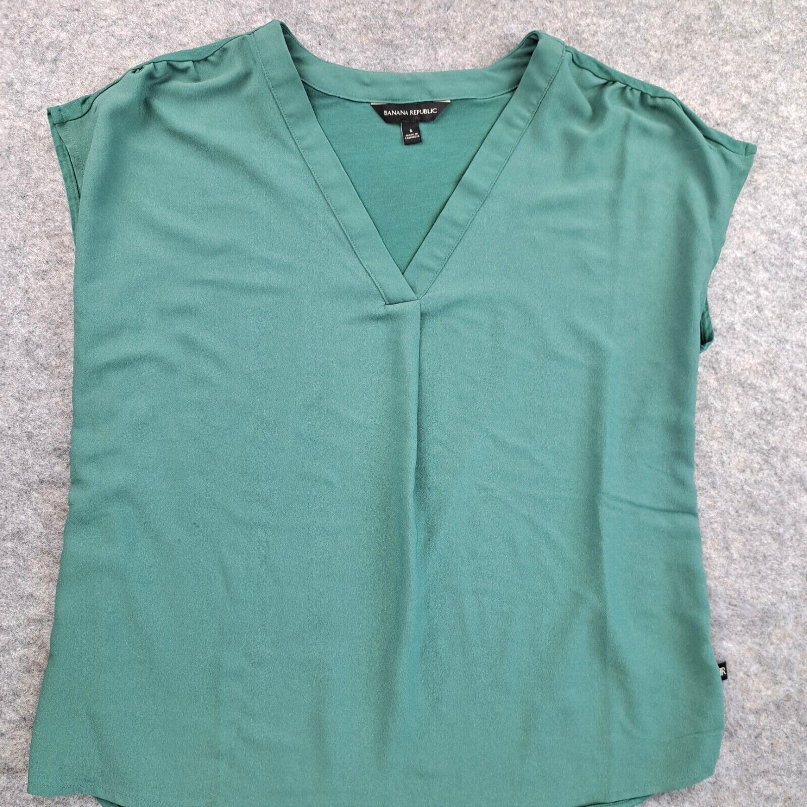Banana Republic Shirt Womens Small Green Dolman Sleeveless Top V Neck