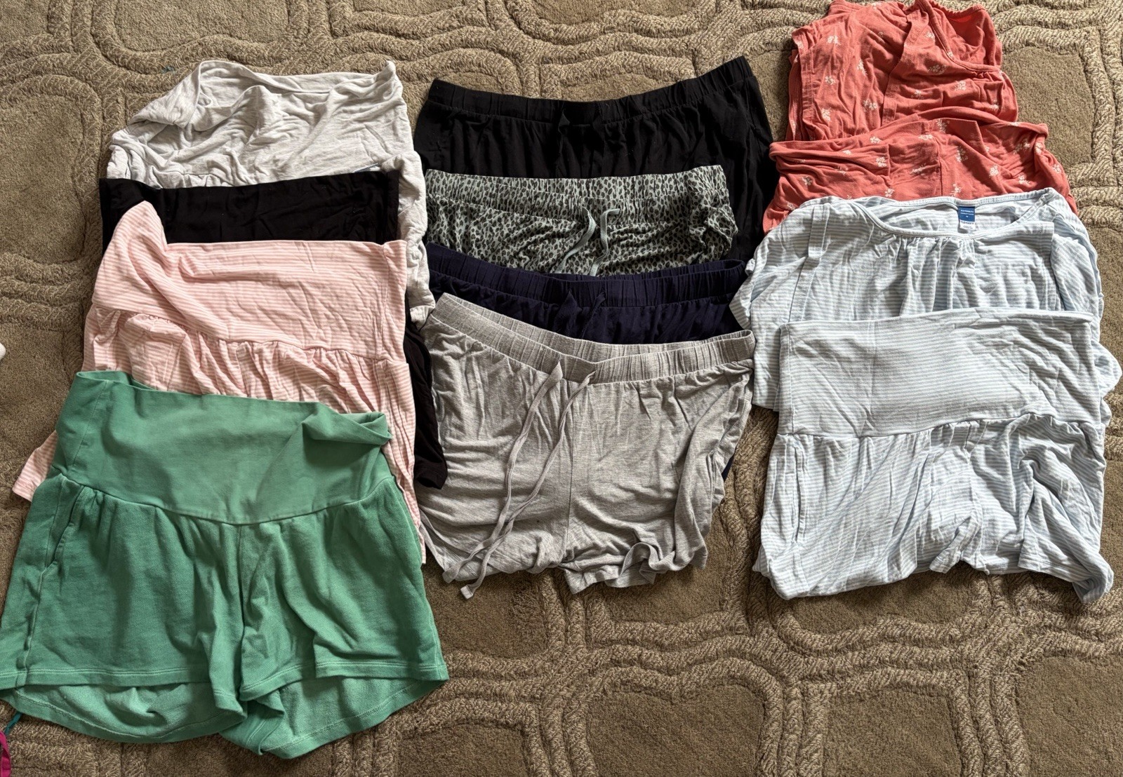 Maternity Women’s Shorts and Pajamas Lot GAP Old Navy Medium Lot