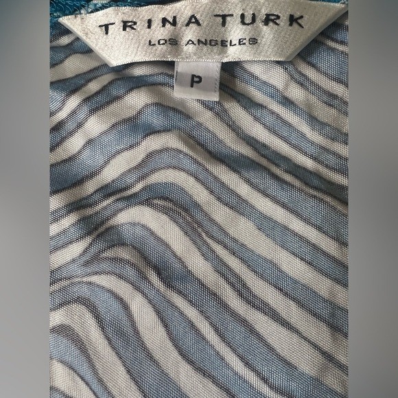 Trina Turk Blue White Wavy Stripe Racerback Tank Top Petite P