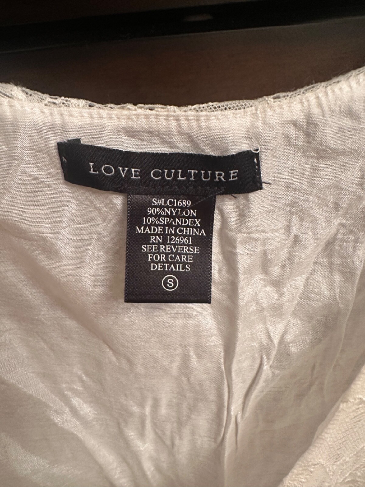 Love Culture Shirt Size Small