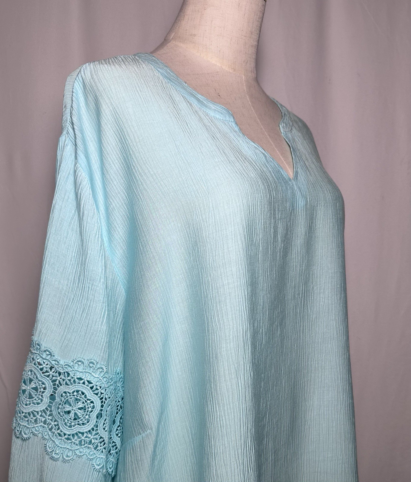 Ruby Rd Tunic Top Shirt Blouse Women 2X Long Sleeve Blue Embroidered V-Neck $64