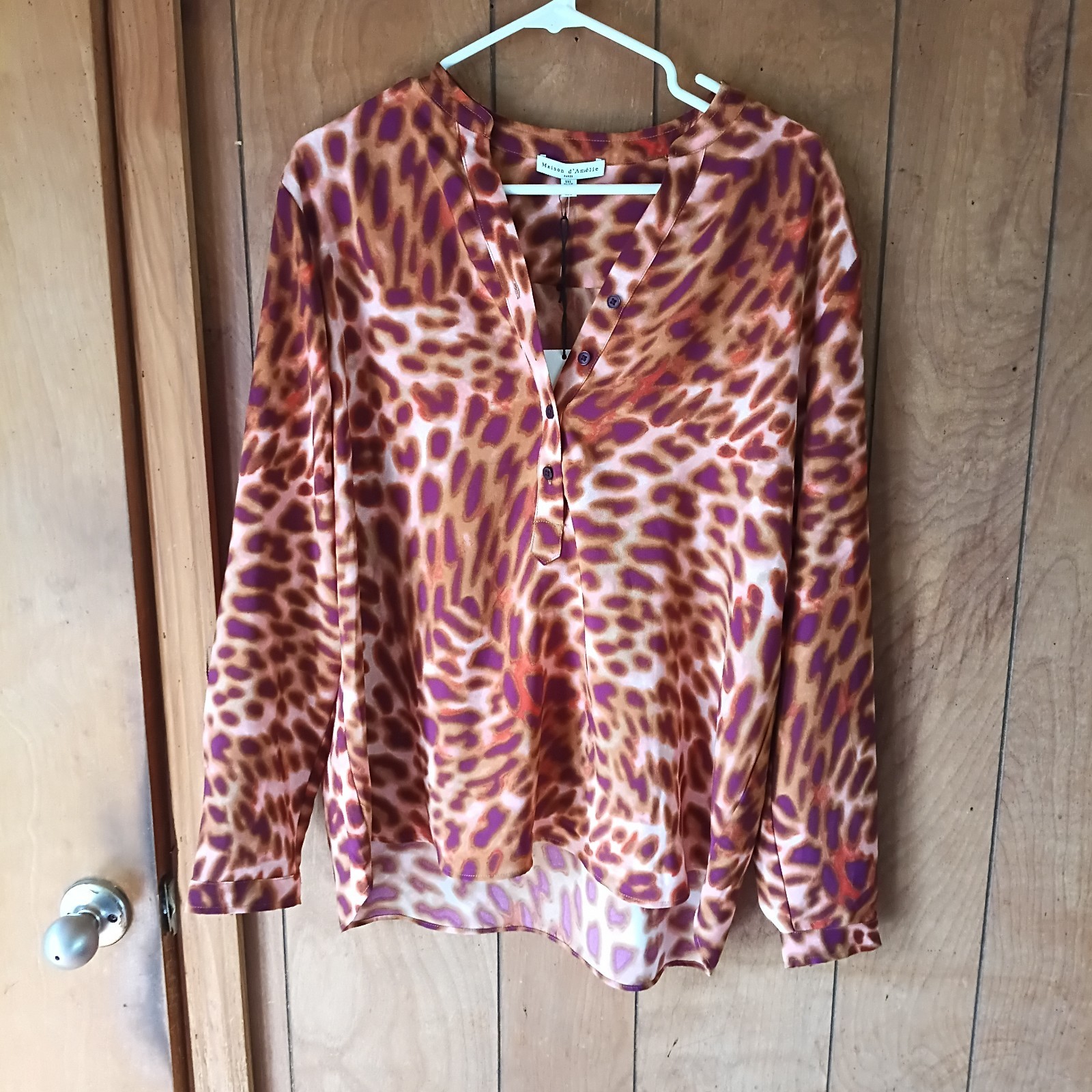 Maison d’Amélie Paris Leopard Print Blouse Size L NWT half Button Front Top