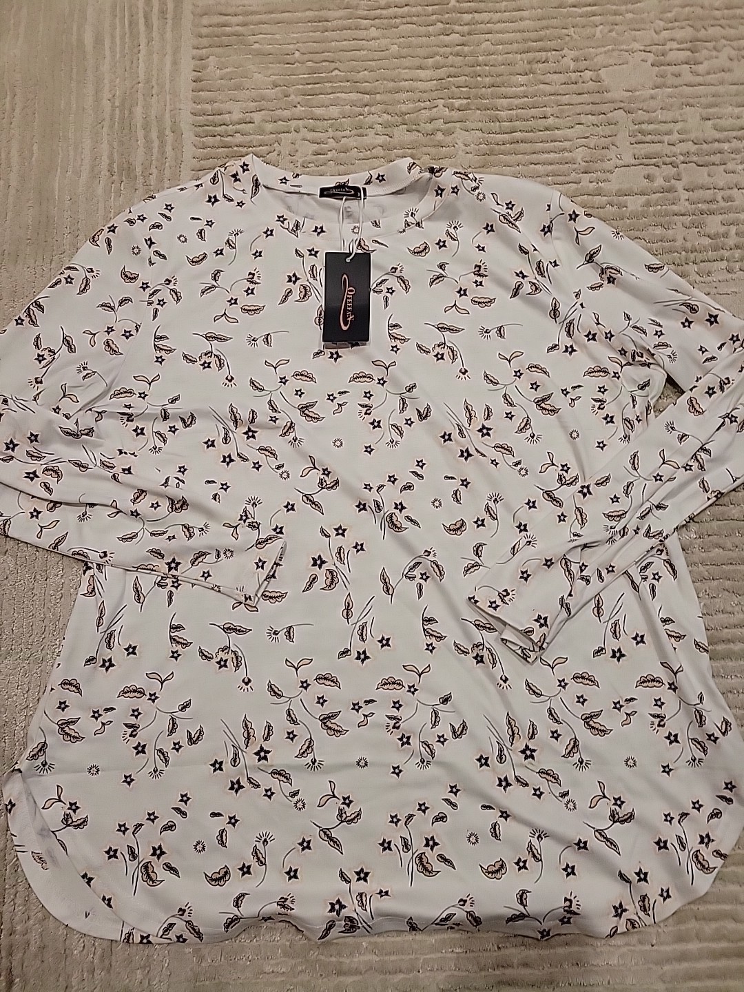 Womens Floral Top Size XL Ladies Shirt Blouse NWT ofeefan