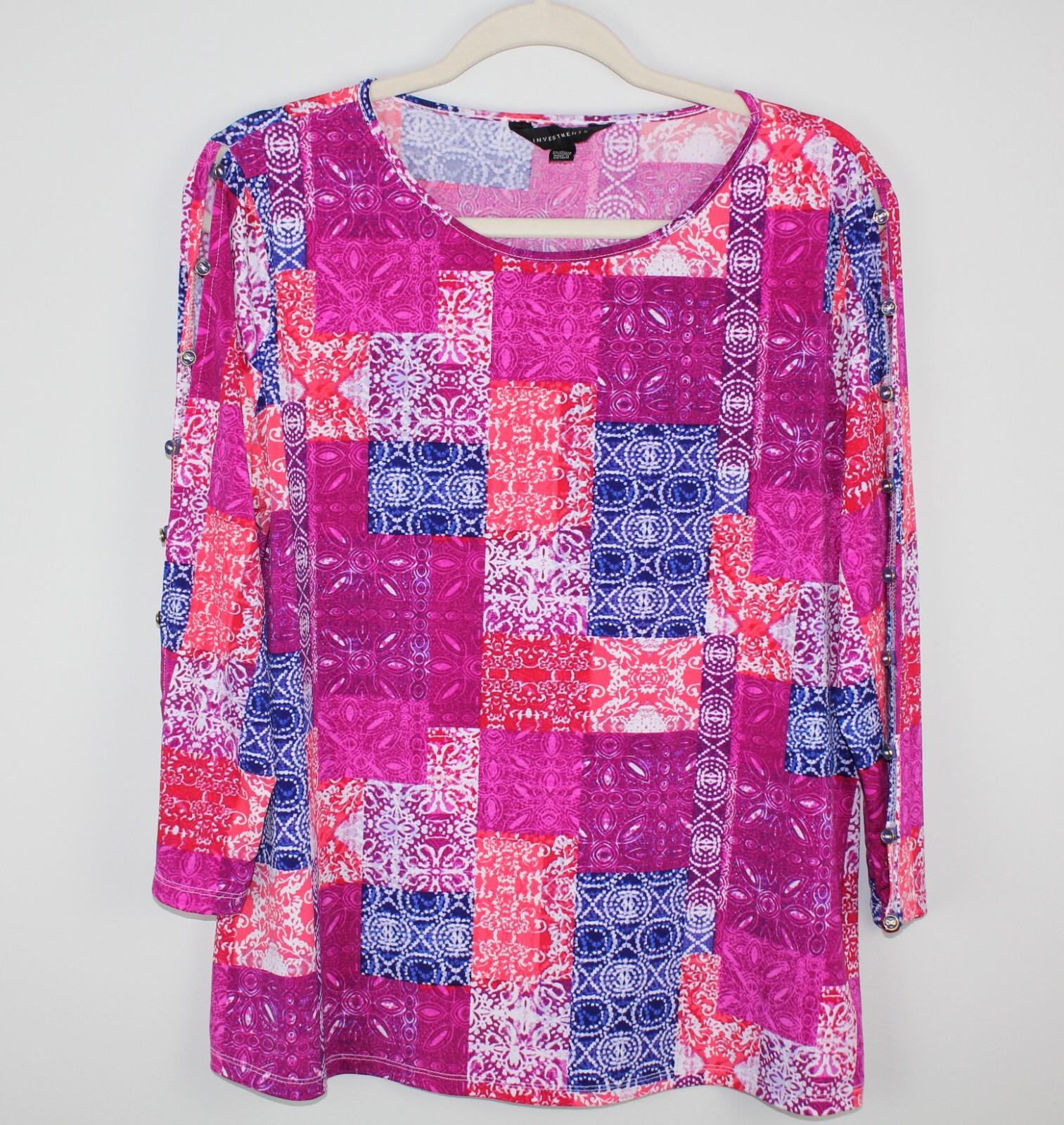 INVESTMENTS Women’s Fuchsia/Multi 3/4 Sleeve Pull Over Top SZ L Buttons EUC
