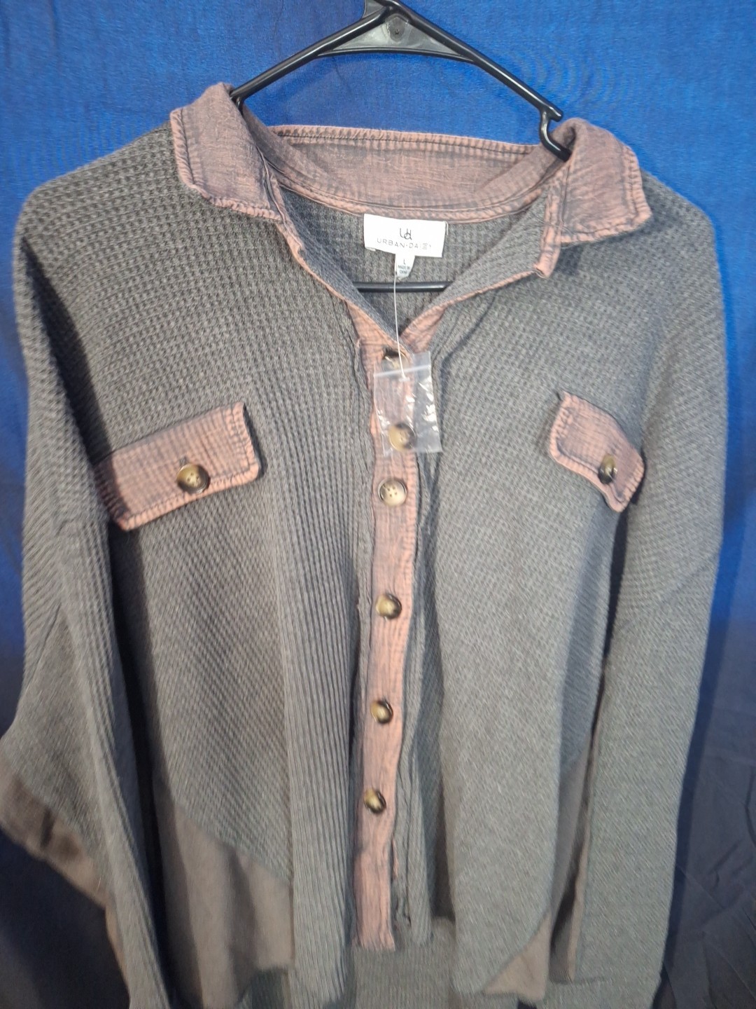 Women’s L Urban Daizy Thermal Button Up Shirt Casual Layering Top