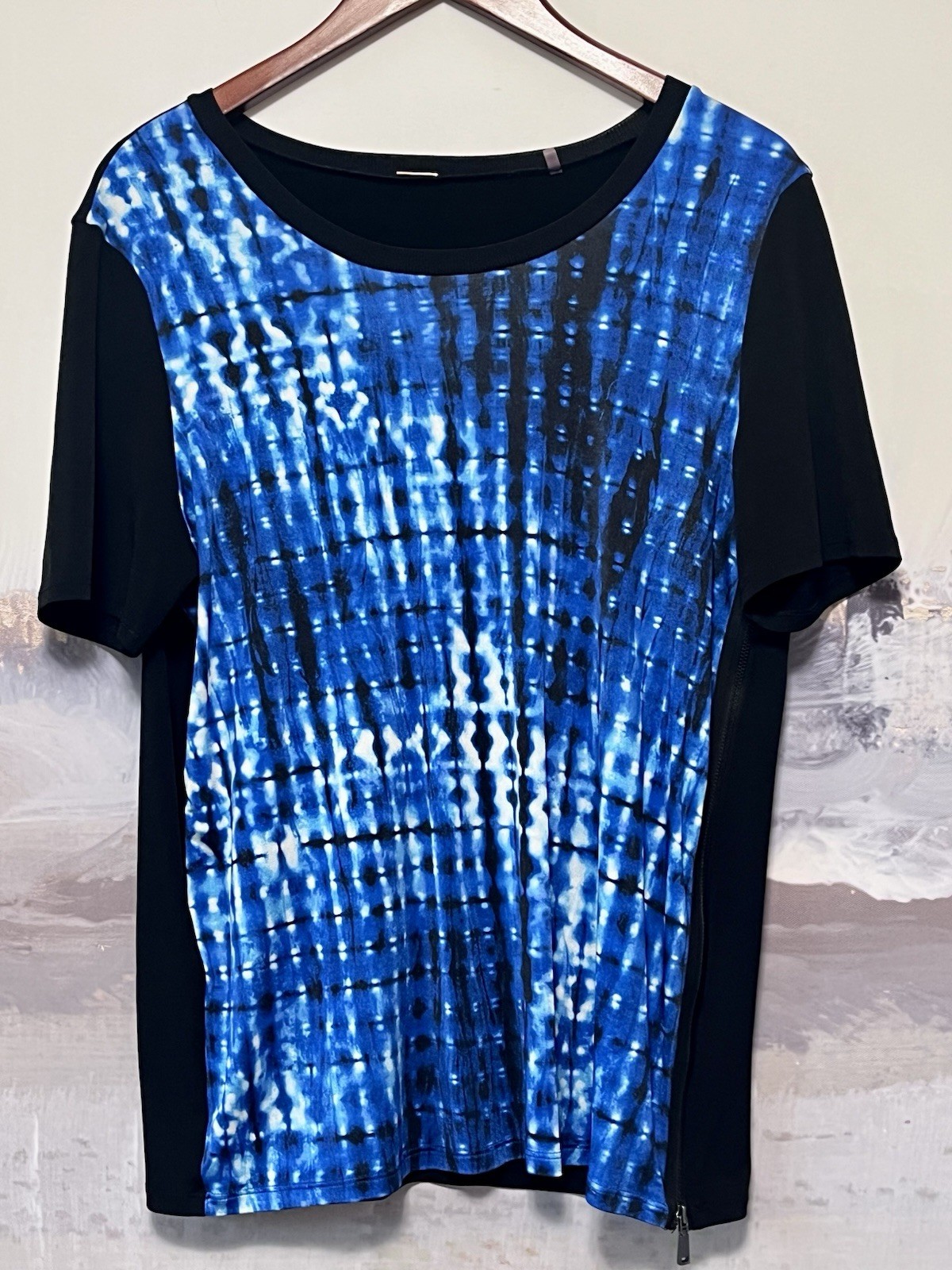 Elie Tahari Top Silk Blend Tie-Dye Abstract Shibori Side Zip Blouse Blue Black L