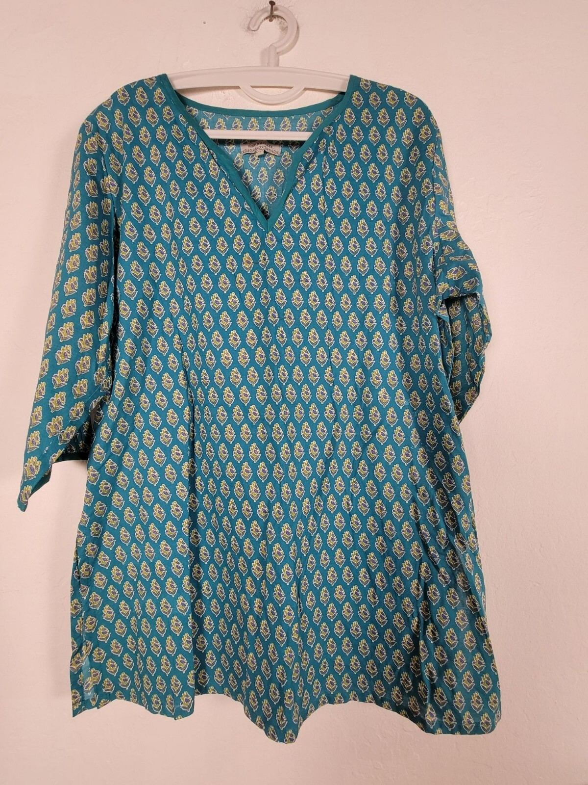 World Market Women’s Floral V-Neck Pullover 3/4 Sleeve Casual Blouse Blue Large