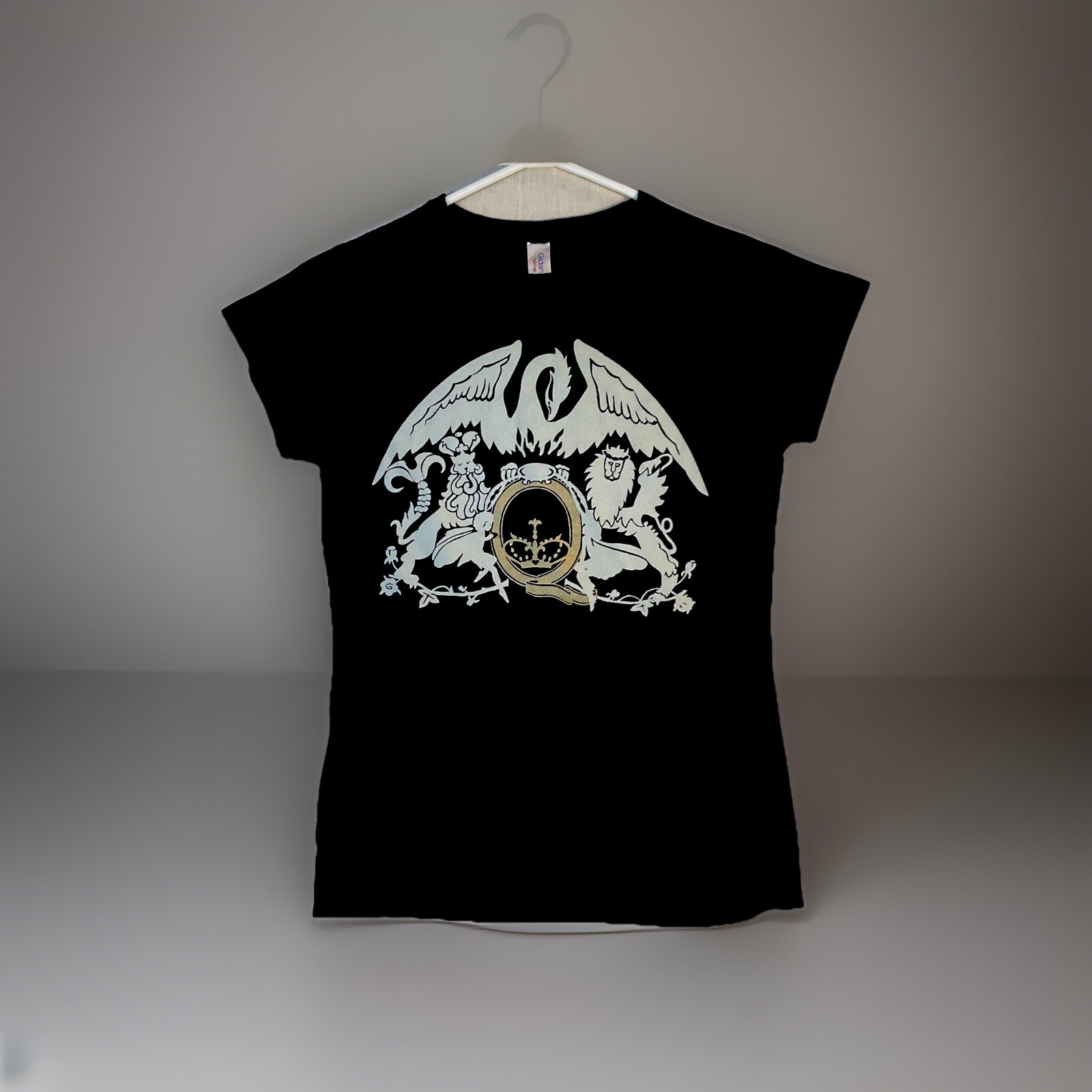concert T-shirt women’s size small black. EXCELLENT CONDITION A++