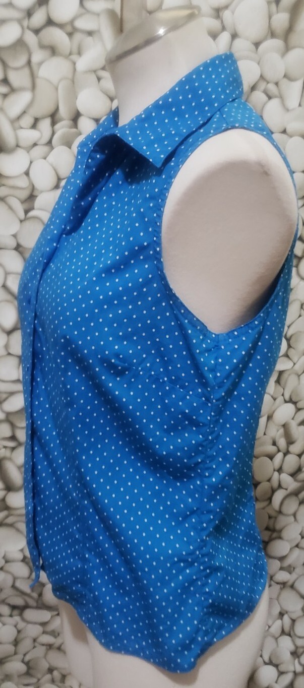 Casual Corner Top Womens Small Petite Blue Polka Dot Sleeveless Button Y2k 90s