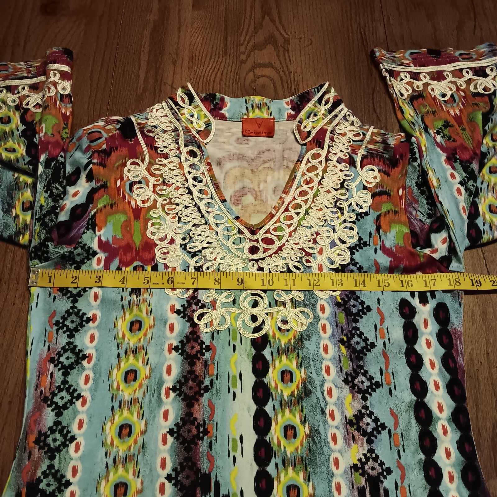 V. Cristina Colorful V Neck Top Size Large 3/4 Sleeve