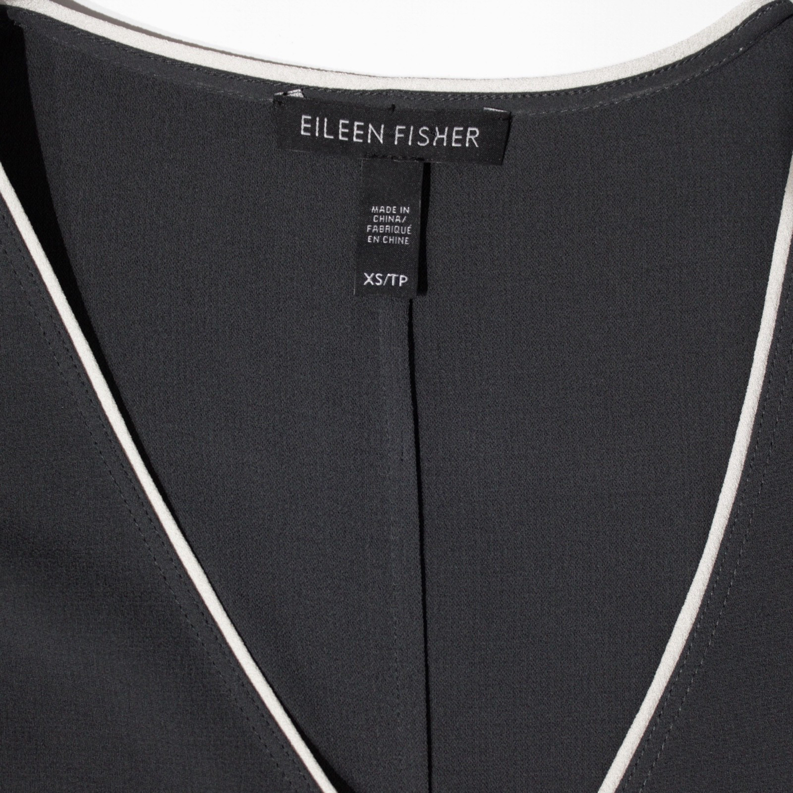 Eileen Fisher 100% Silk Oversized Dark Gray Button Up Top Blouse Women Size XS