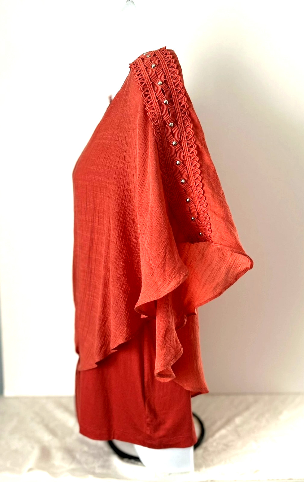ALYX Orange Layered Tie Front Bead Accents Kimono Sleeve Pullover Top NWOT – S