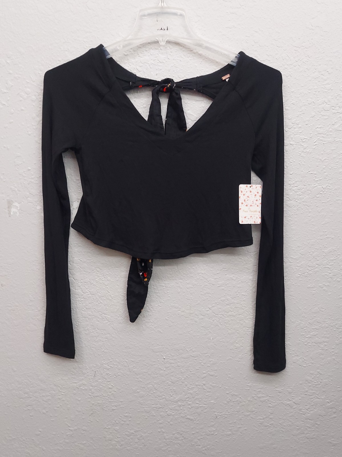 Free People Looking Forward Top Womens Small Black Open Back floral Velvet Crop