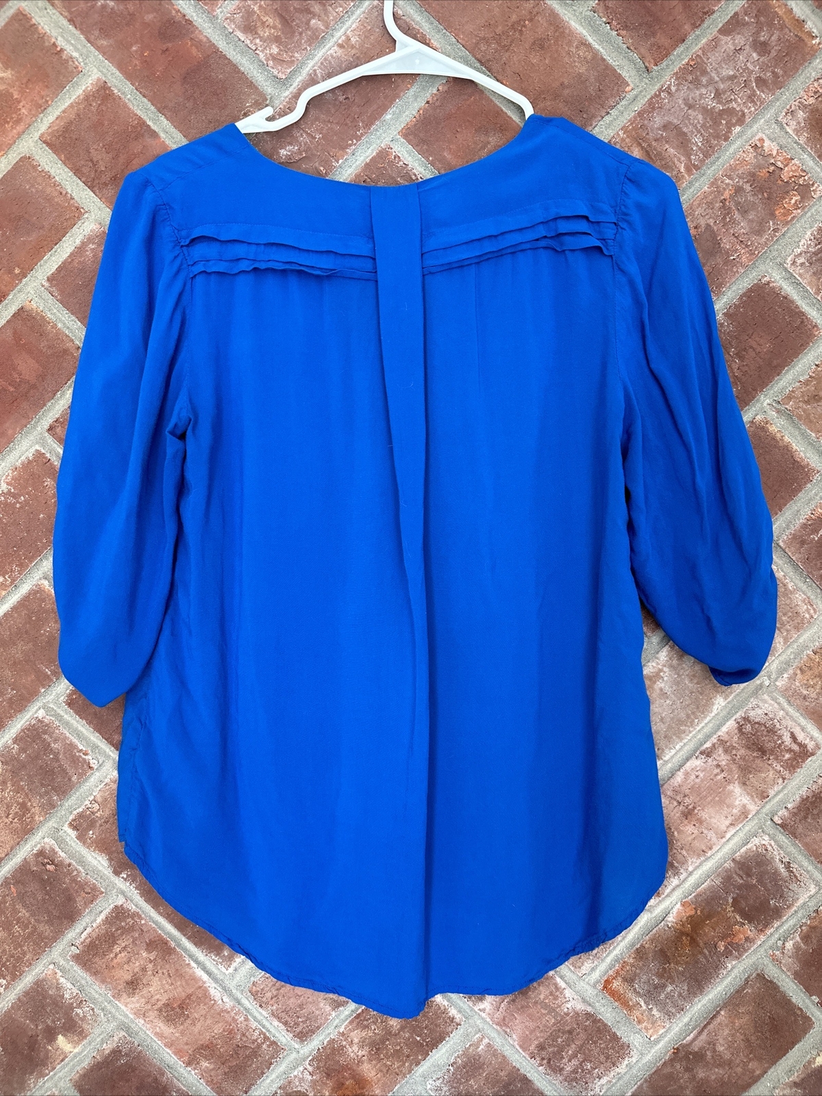 Maeve Blouse Womens Small Blue Roll Tab Sleeve V-Neck Rayon Anthropologie Top