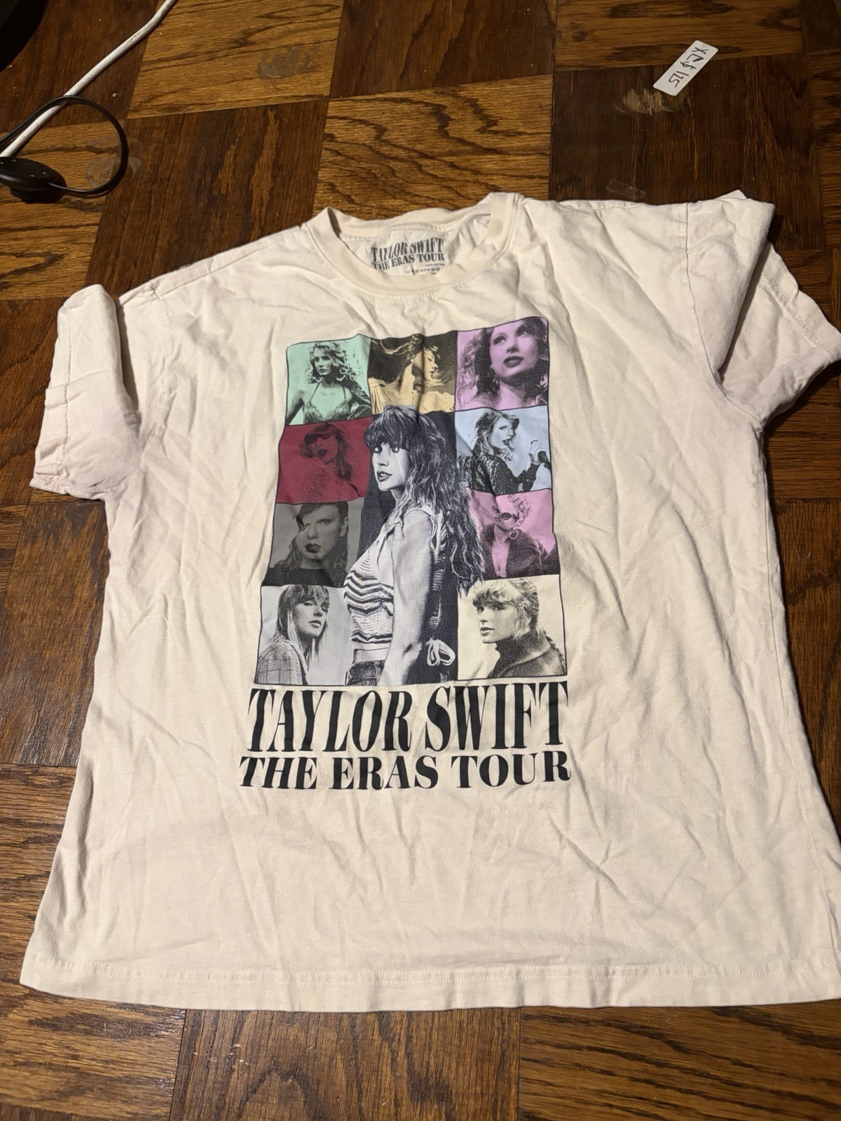 Official Taylor Swift The Eras Tour 2023 T-Shirt White Concert Merch Size XLarge