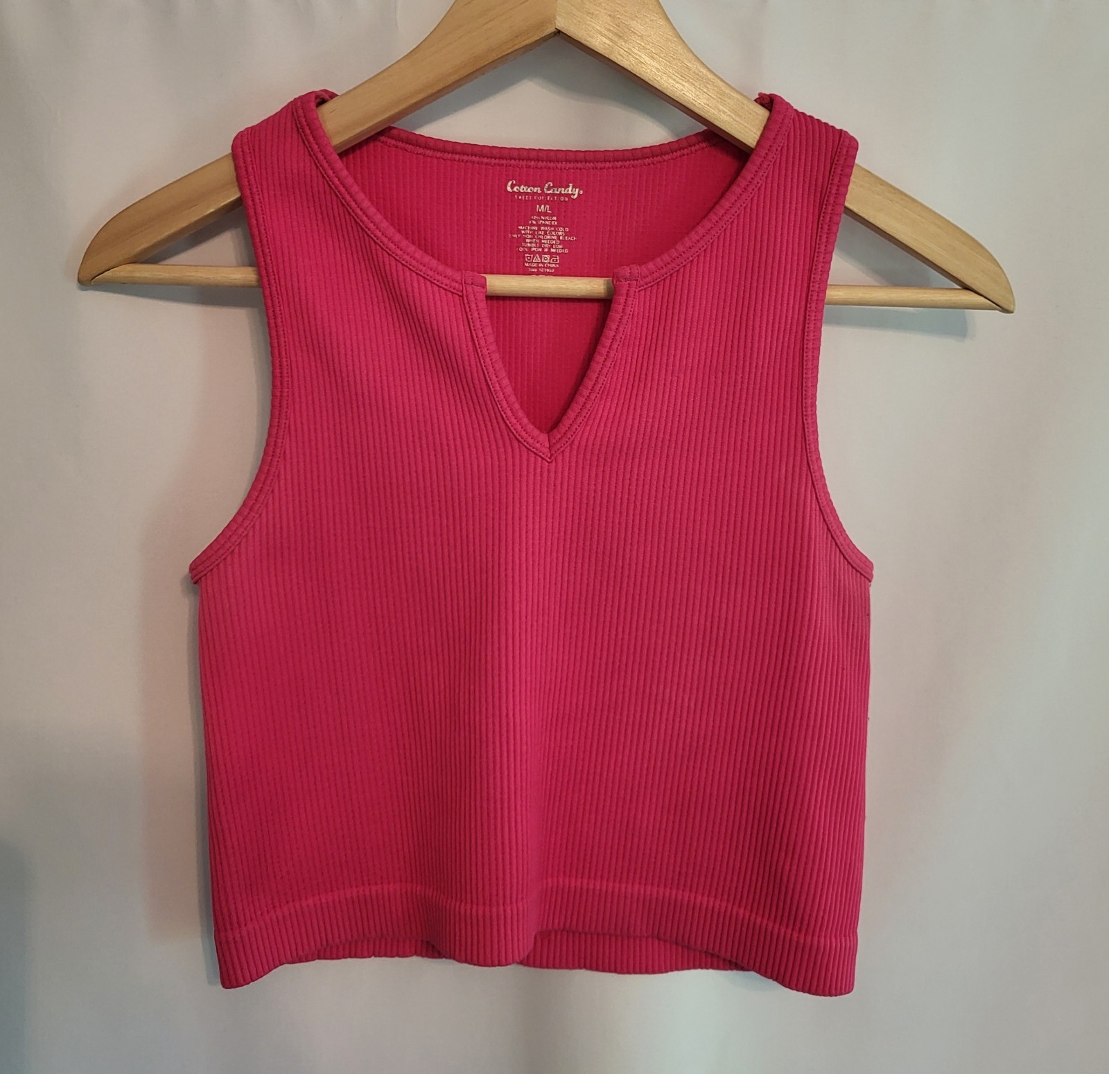 Cotton Candy Stretchy HOT PINK Henley Crop Top Ribbed Sexy Sz XS/S 32-36 Chest