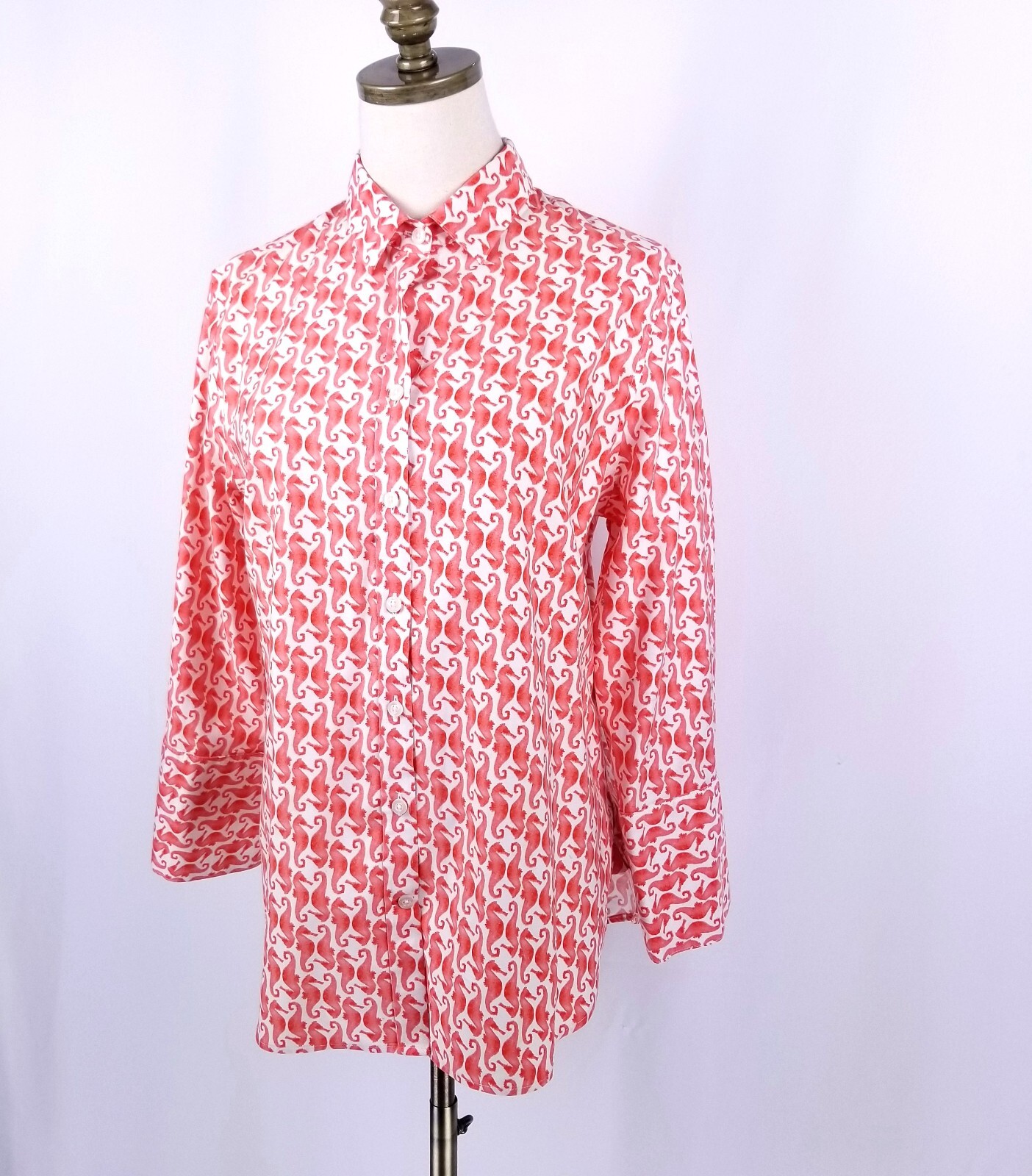 Chico’s No Iron Button Up Shirt Size M Orange Seahorse Pattern 3/4 Sleeve
