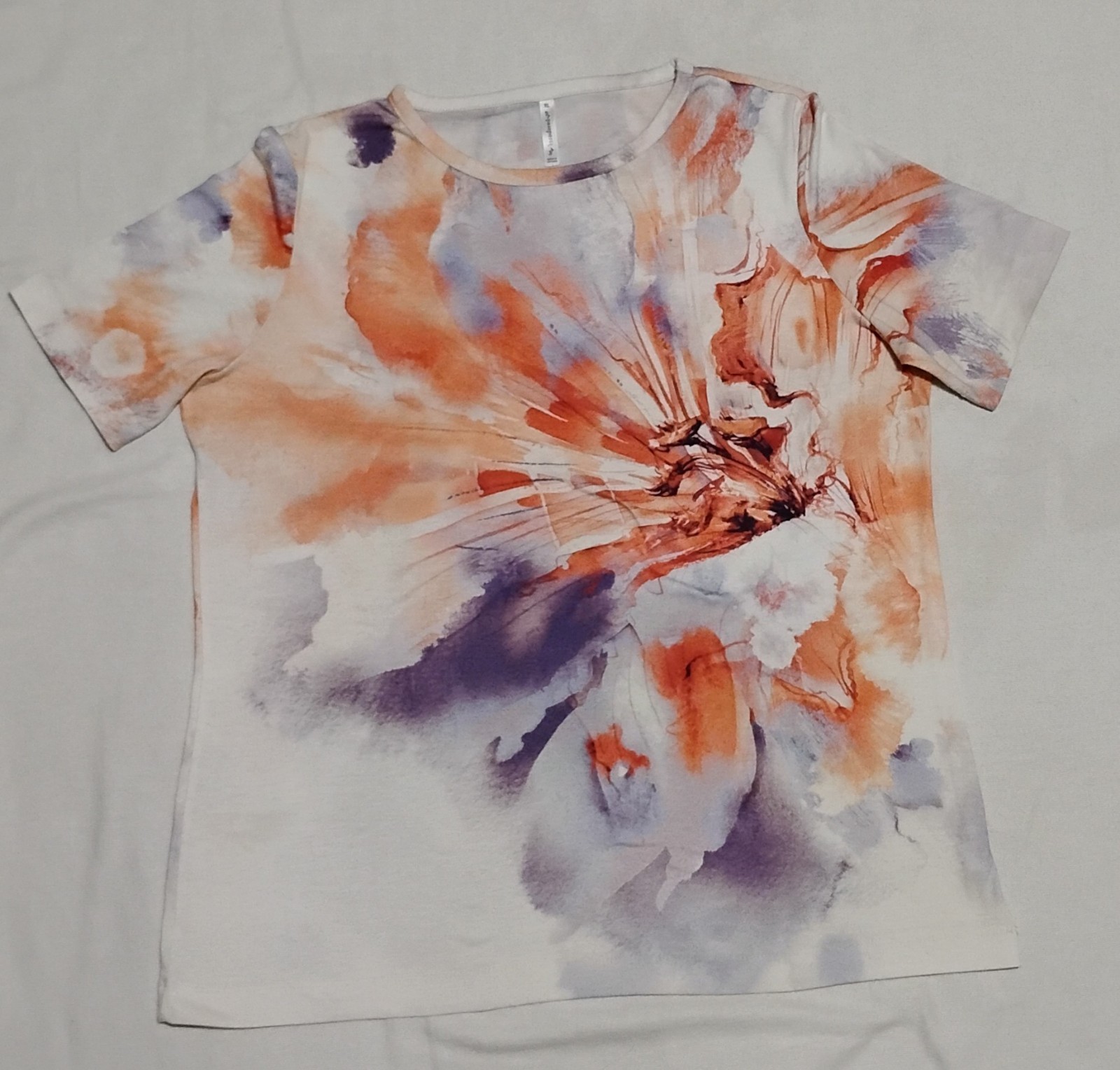 Passports Women’s XL Abstract Colorful Art Tee White Orange Purple Boho