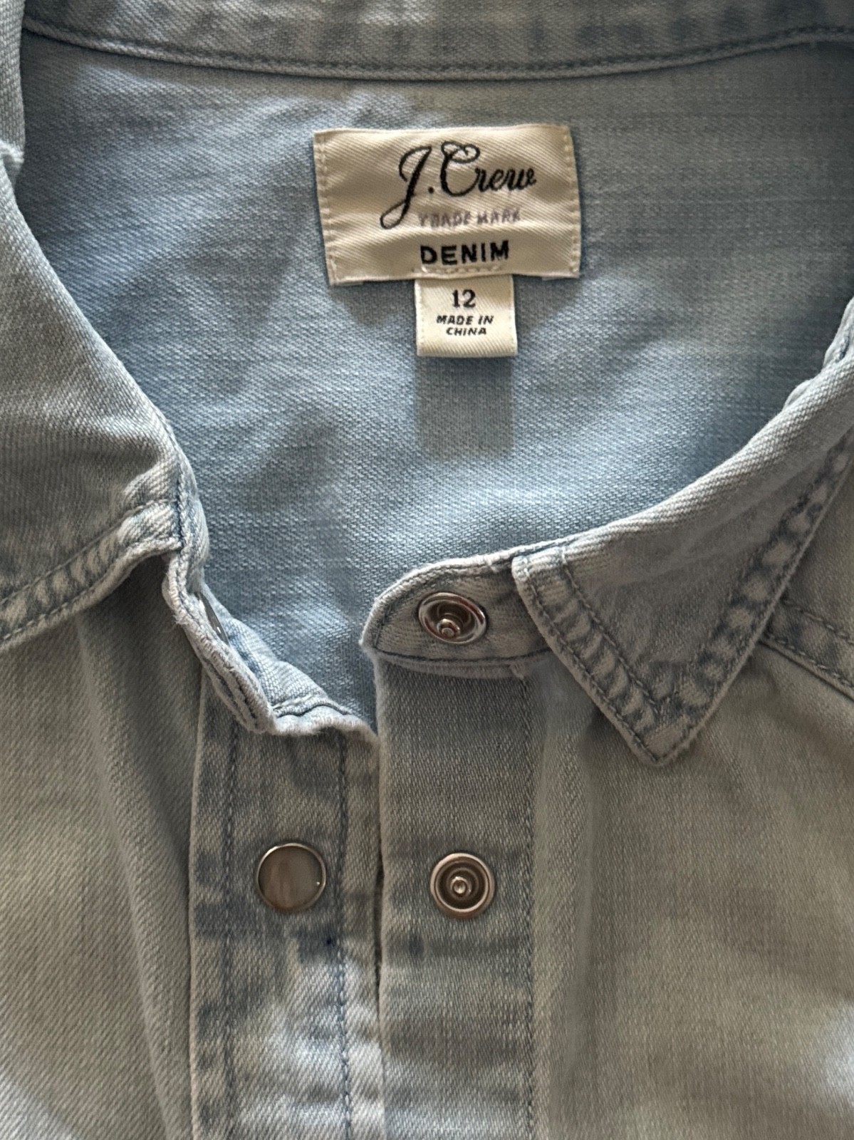 J.Crew Denim Western Shirt Womens 12 Light Wash Pearl Snap Chambray Cowgirl