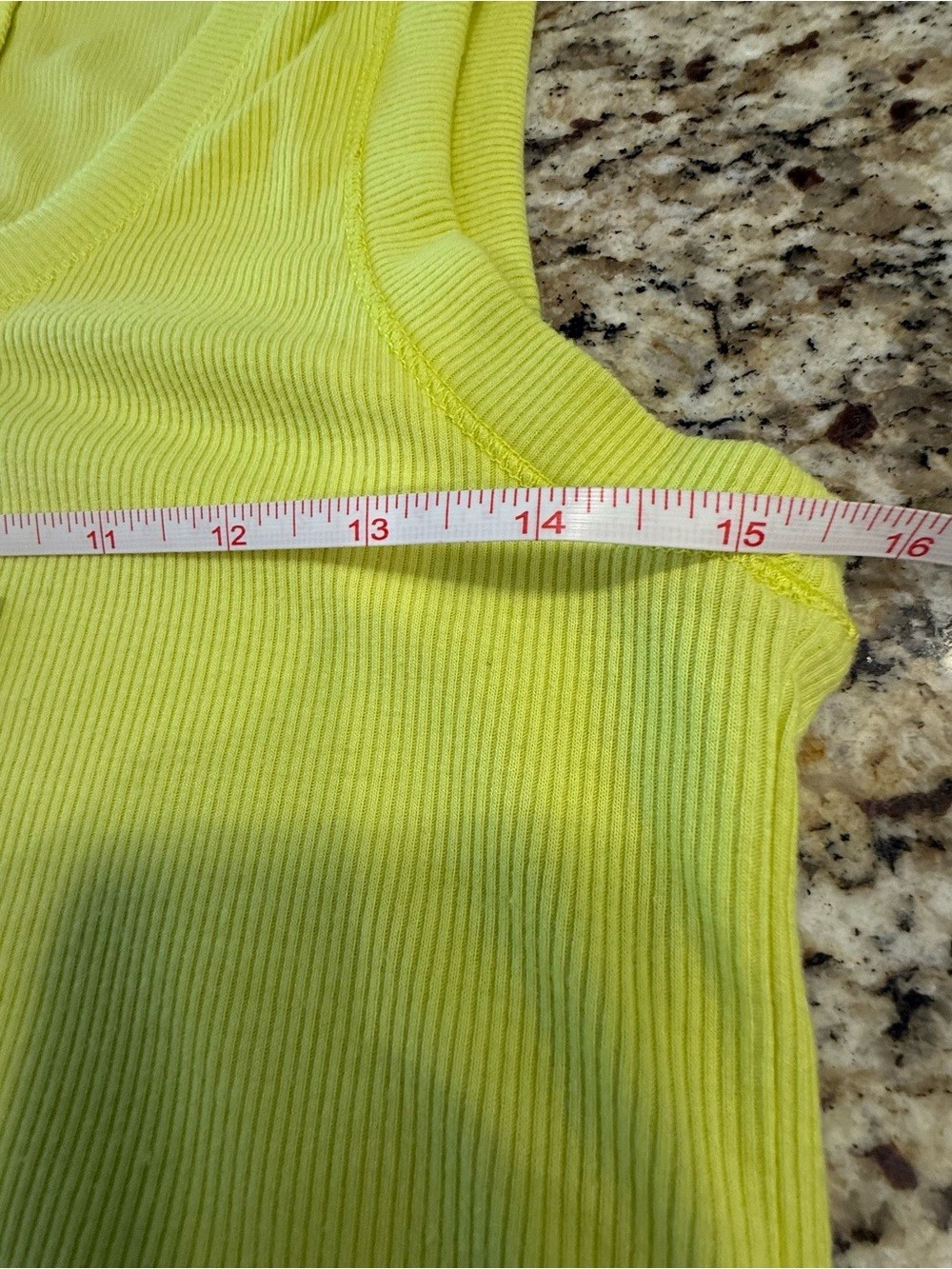 a loves a yellow green ribbed tank top scoop neck LG