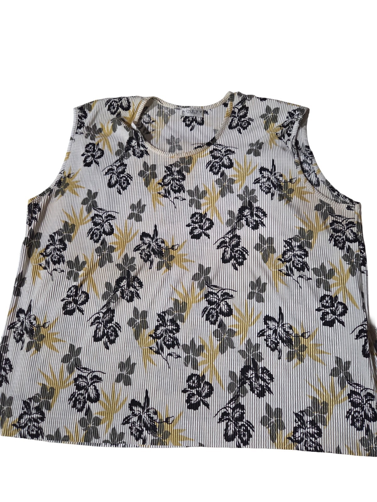NINETY Clothing Co 3X Plus Size Sleeveless Top Floral Pinstripe Crinkle Pleat