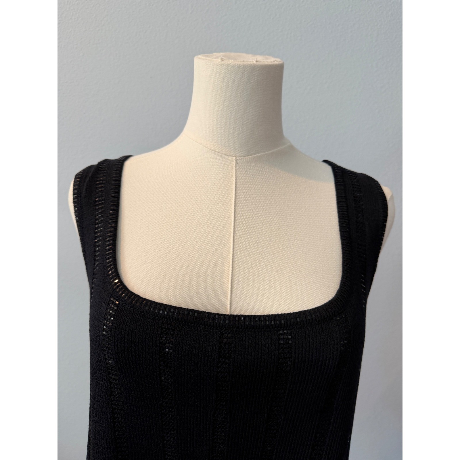 St John Black Santana Knit Sequin Tank Top Old Money Quiet Luxury Capsule Size M