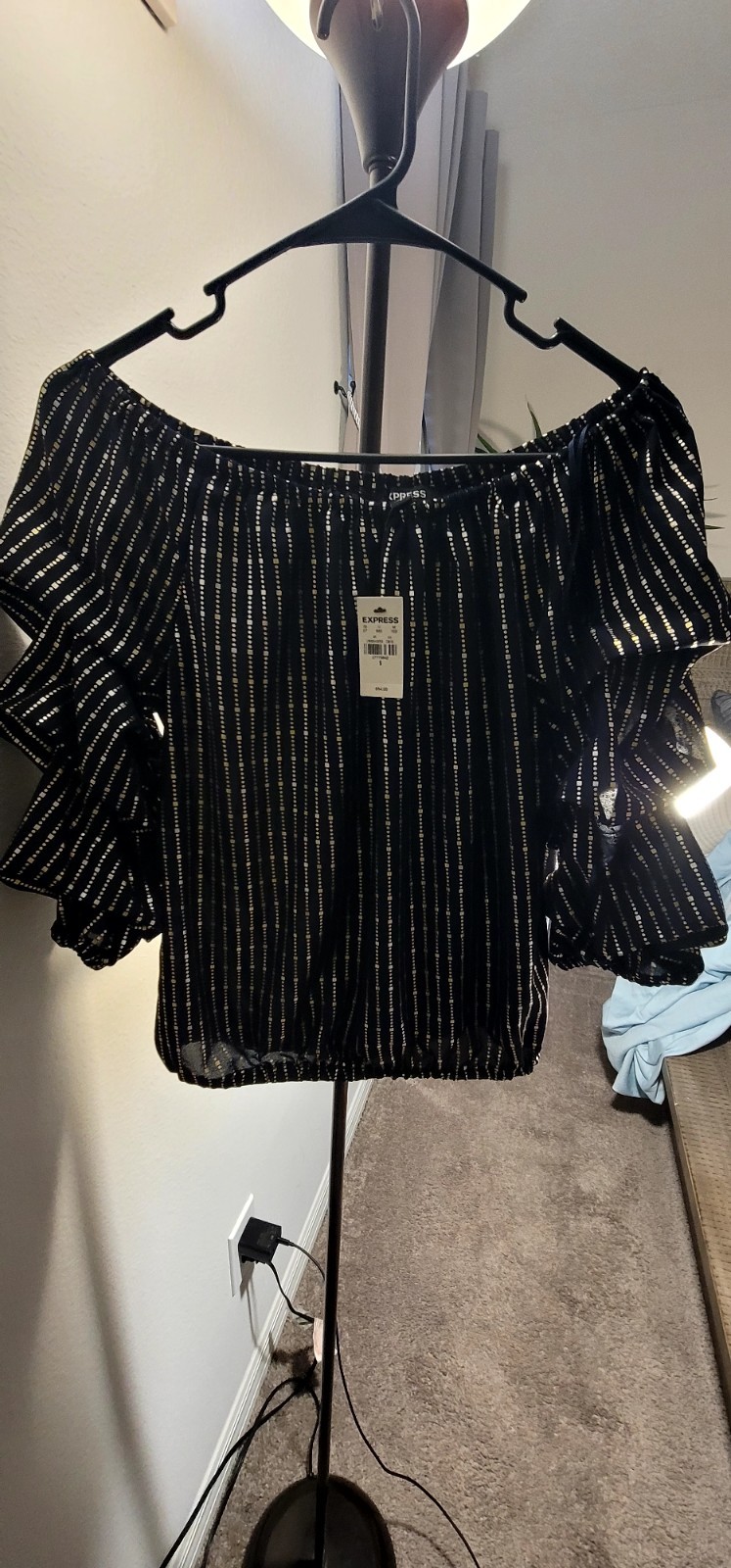 Express Off-The-Shoulder Black/Gold Striped Ruffle Sleeve Blouse Top Size S