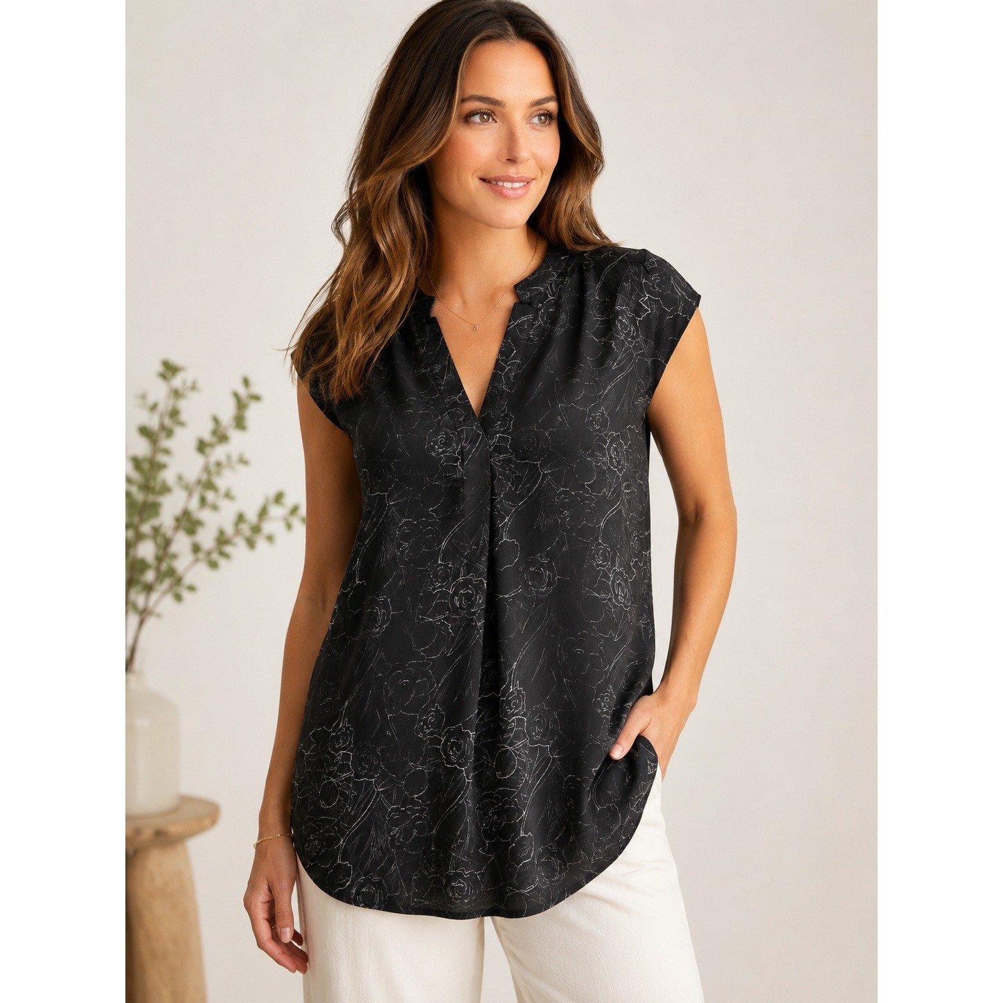 Billy Reid Black Silk Floral Split Neck Tunic Top Made Italy Womens S