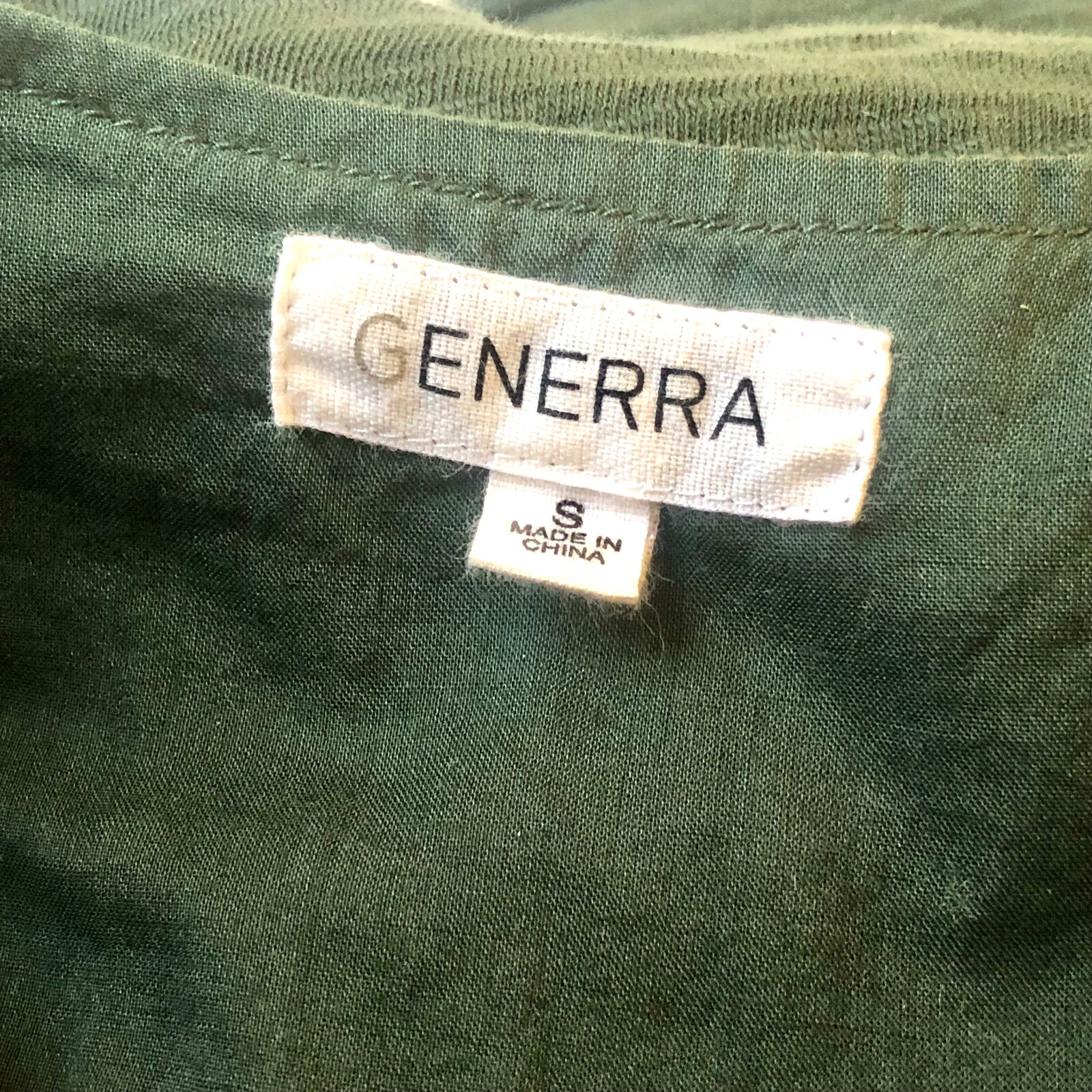 GENERRA Sleeveless Top Button Detail Green Rolled Hem Womens Size Small