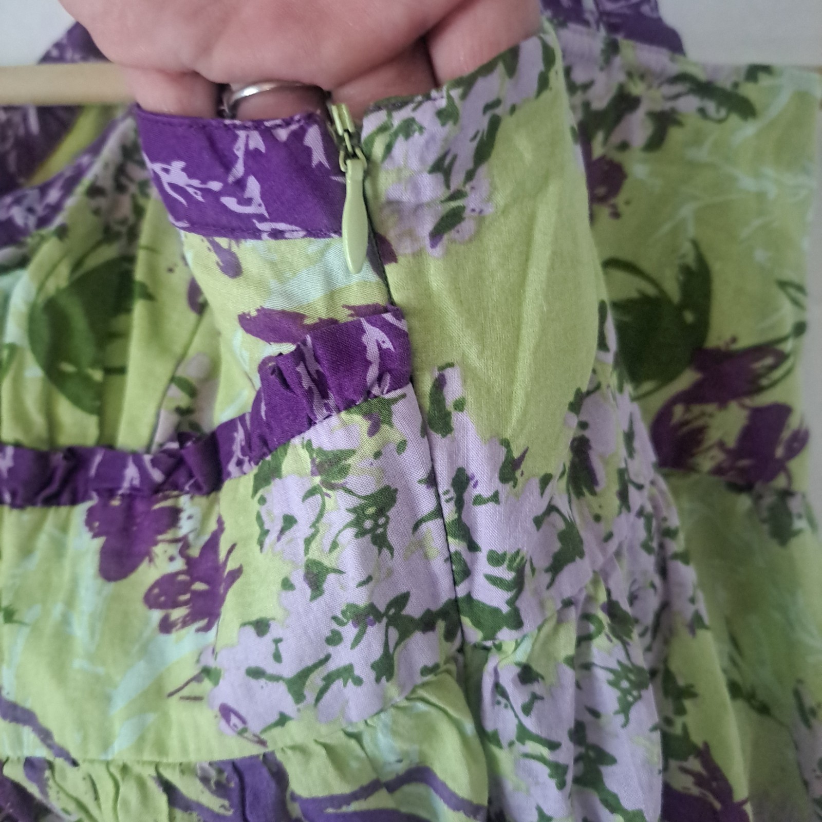 Kensie Y2K Green & Purple Floral Babydoll Top Criss Cross Straps Side Zip Sz XS