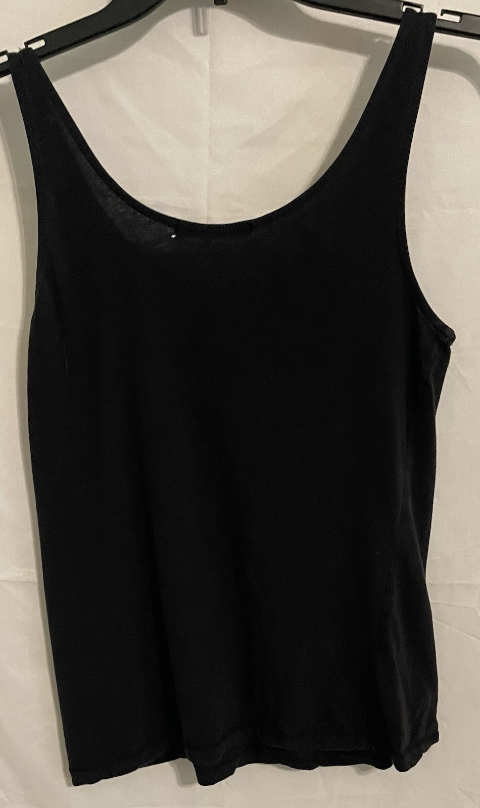 Femme by tresics Women’s Black Solid Scoop Neck Sleeveless Tank Top M Pullover