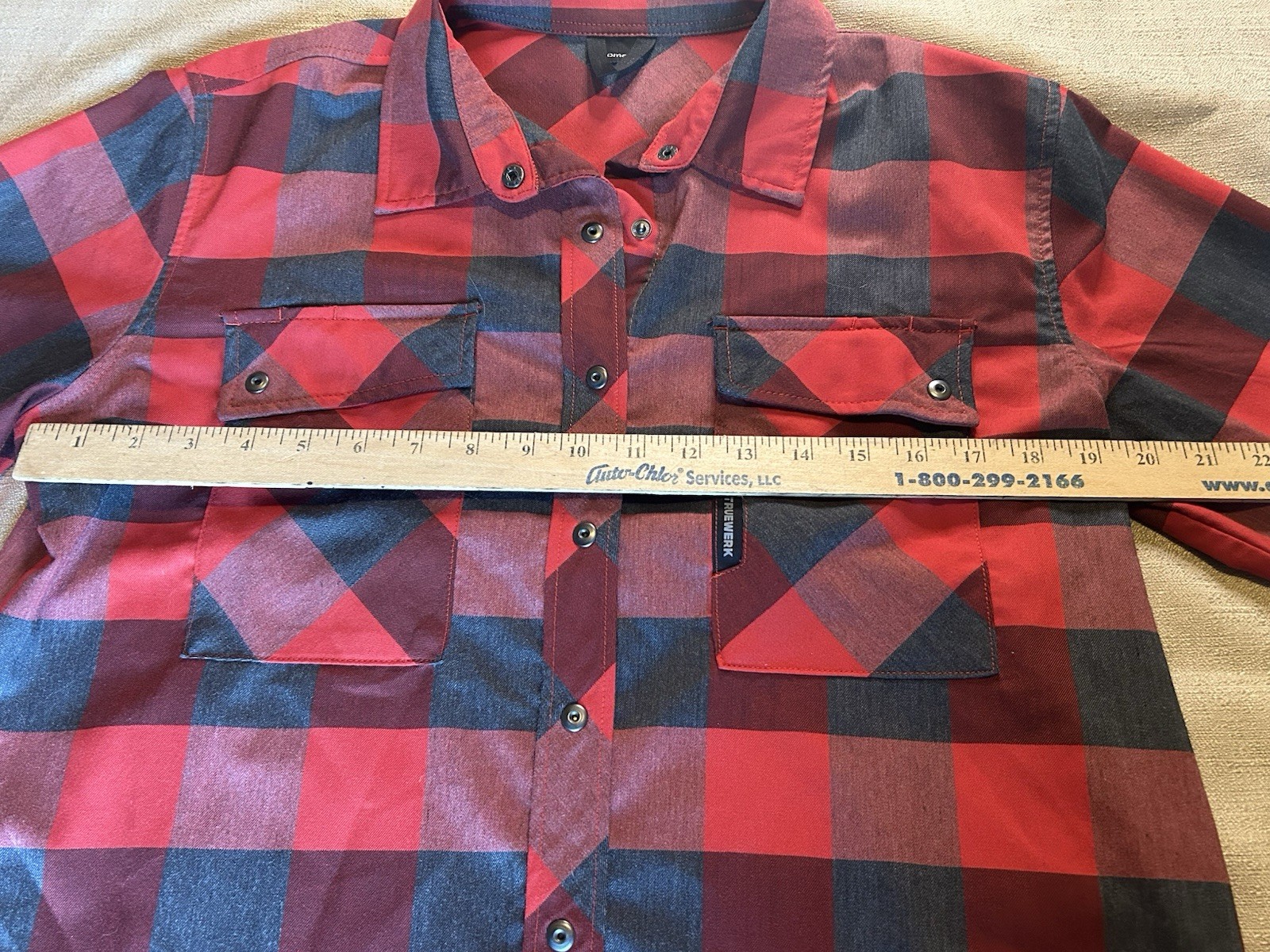 TRUEWERK Women Red Black Plaid Flannel Snap Button-Up Shirt Pockets