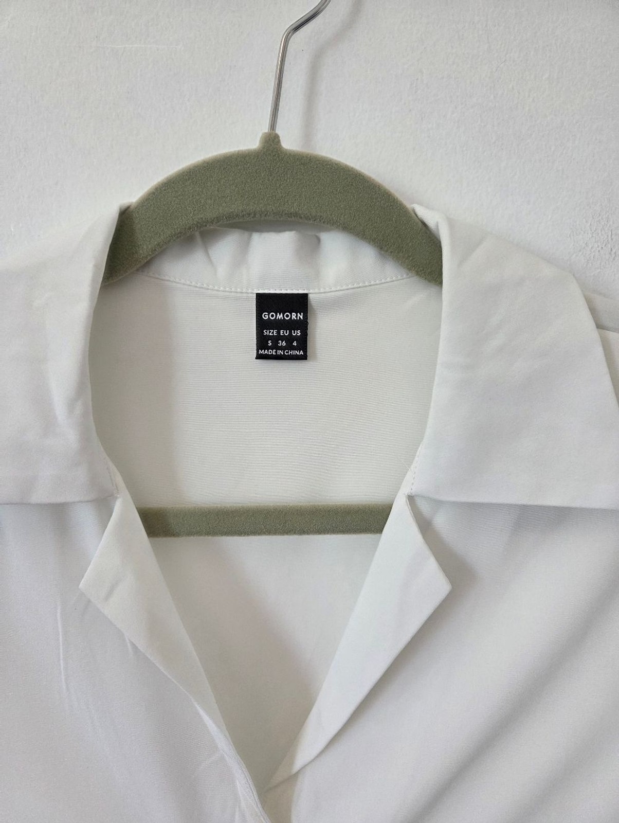 White Blouse Top ¾ Sleeve Roll Tab V Neckline Minimalist Breezy Summer Neutral S