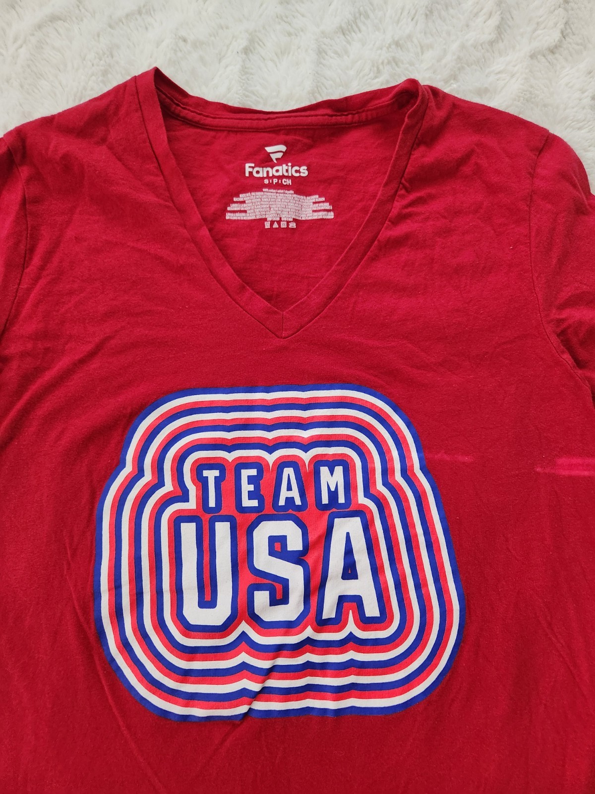 Fanatics Team USA Olympic Red V-Neck T-Shirt Women’s Small S Retro Graphic Tee