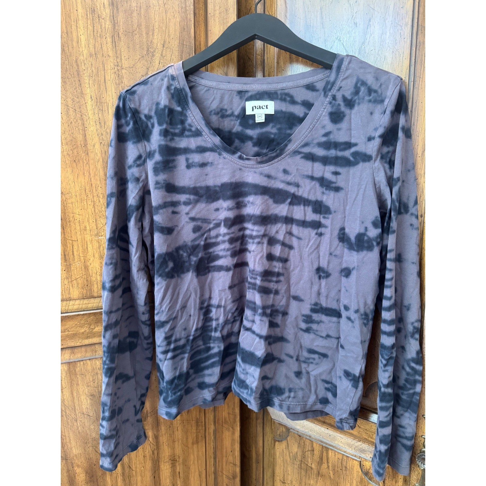 Pact Gray Tie Dye 100% Organic Cotton V-Neck Long Sleeve Tee Shirt Medium.EUC