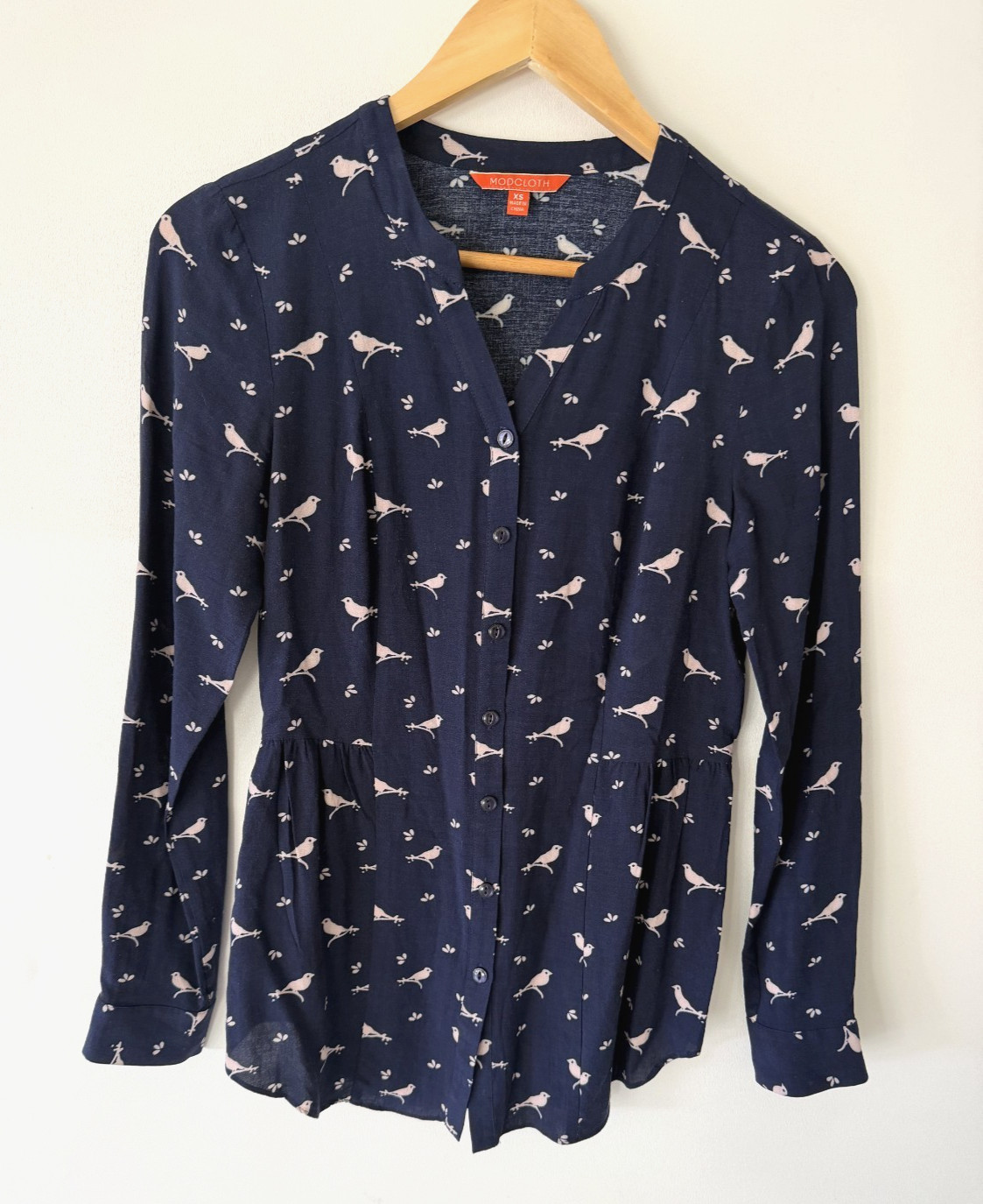 Modcloth Shirt XS Navy Blue Novelty Print Bird Button Front Top