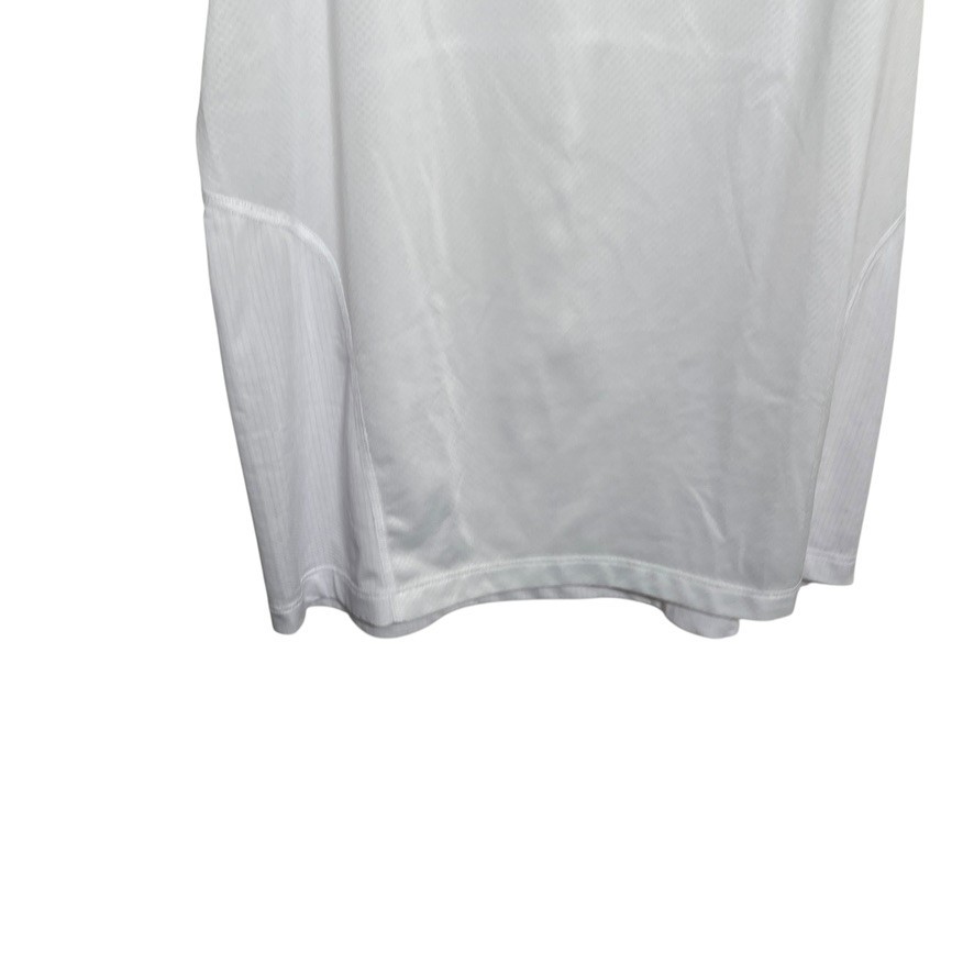 Old Navy Tank Top Women’s Medium White Sleeveless Athletic Scoop Active Shirt