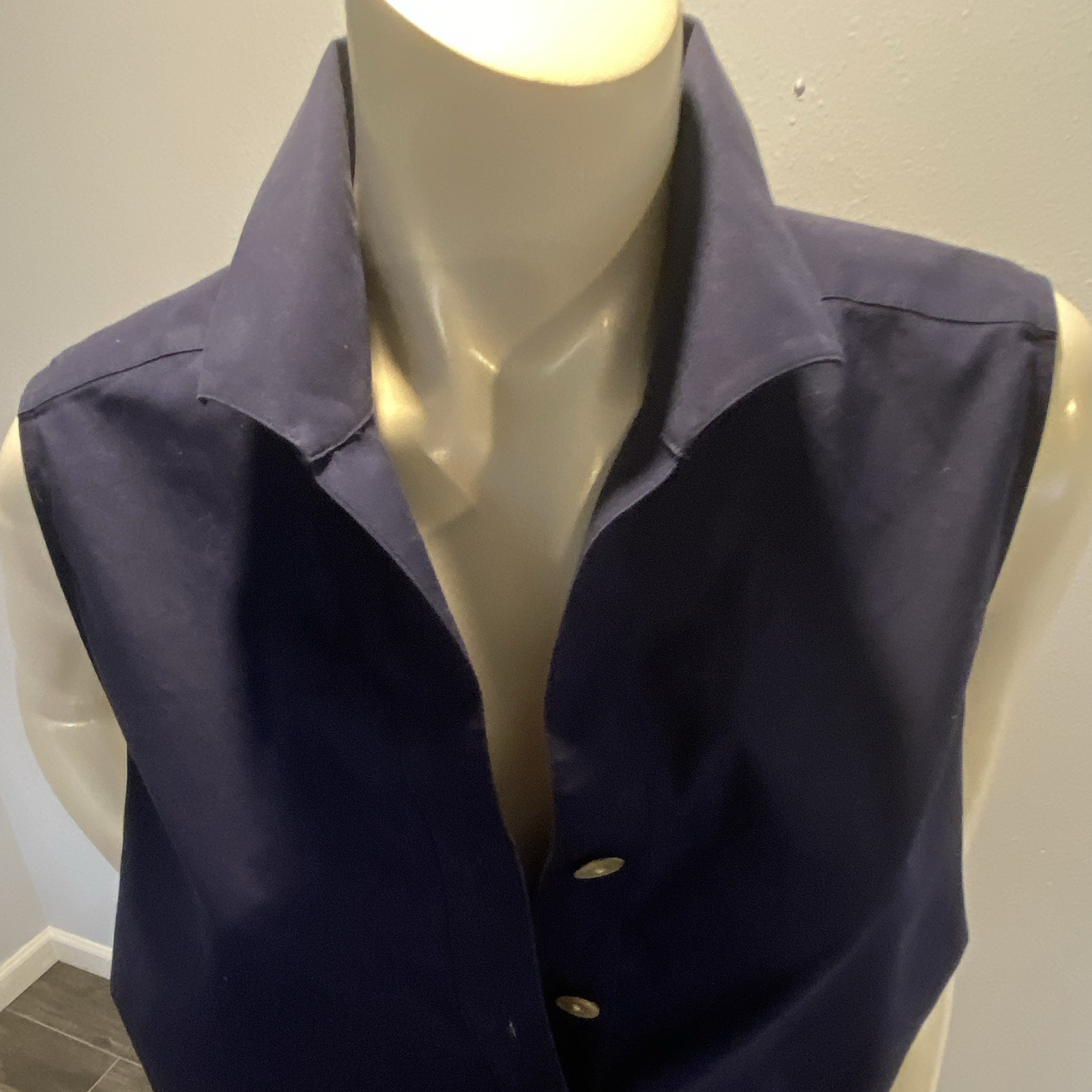 Foxcroft NYC 14 Navy Non-Iron Stretch Collared Sleeveless Shaped Blouse