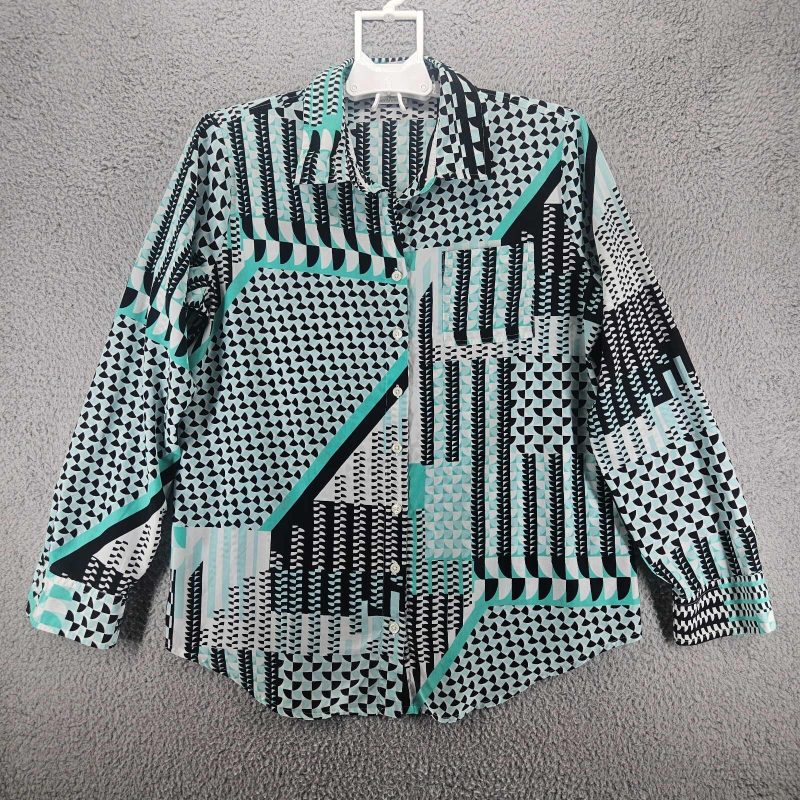 Van Heusen Studio Women’s Black & Green Geometric Button Blouse Shirt Top Comfy
