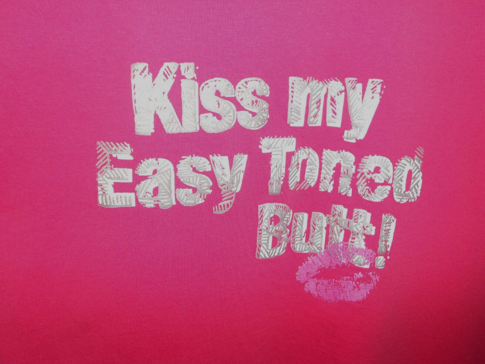 REEBOK Women’s Crew Neck T- SHIRT Sz Large “Kiss my Easy Toned Butt” Pinkish/Red