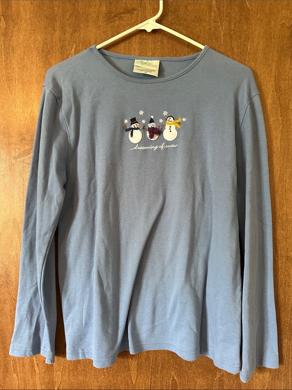 M & C Energy Sportswear Dreaming of Snow Snowmen Tee in Heather Blue