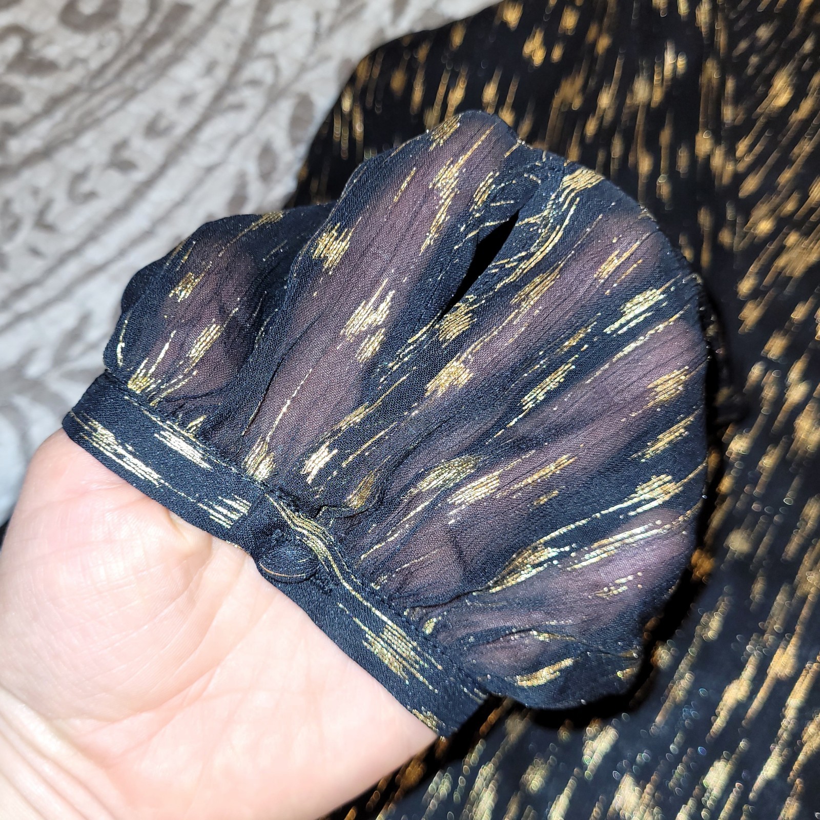 Tuckernuck Eva Sheer Blouse Top Bow Tie Size Medium Black Golden Metallic Fleck
