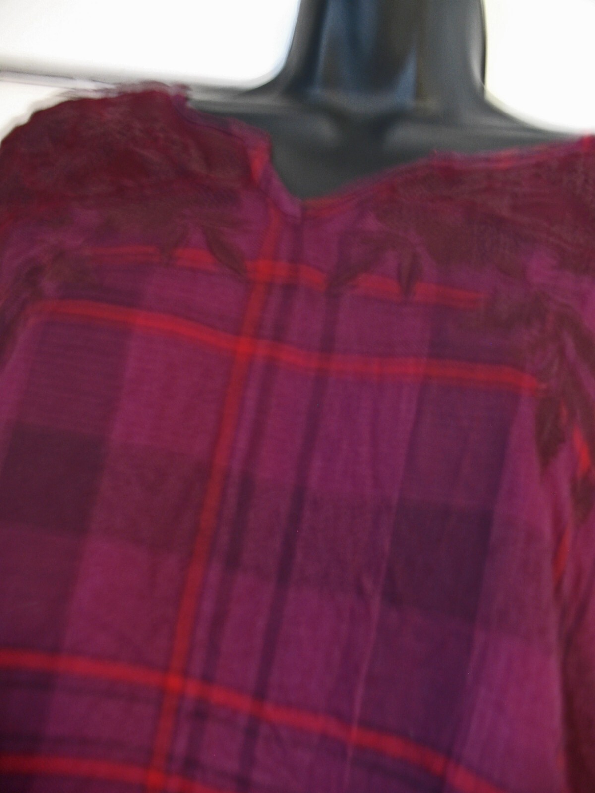 Nostalgia Women Burgundy Long Sleeve embroidered, plaid 100% Rayon Shirt Large
