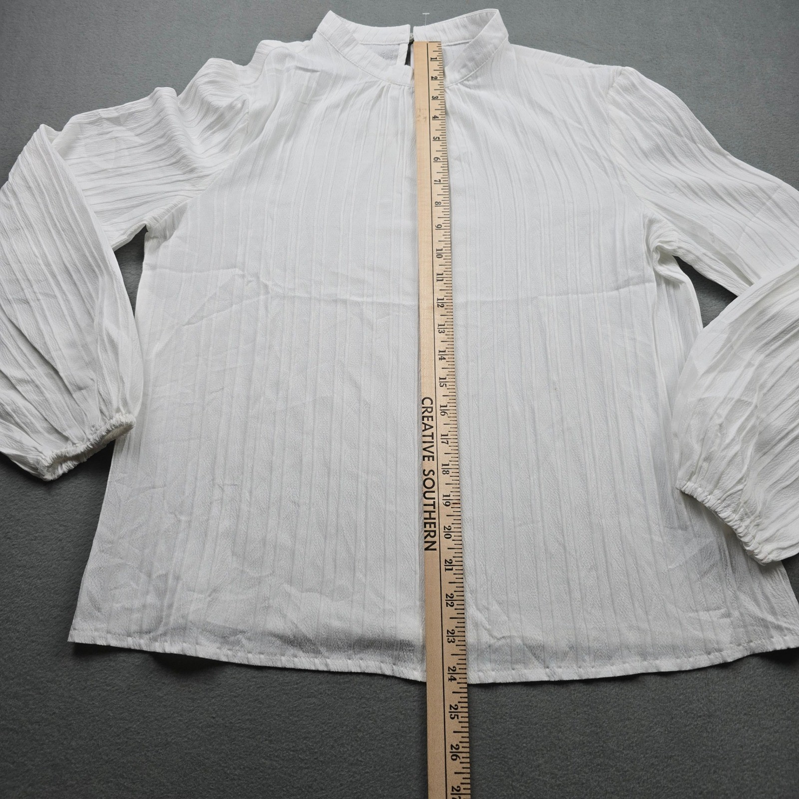 White Mock Neck Textured Long Sleeve Blouse Balloon Sleeve Top Medium thin