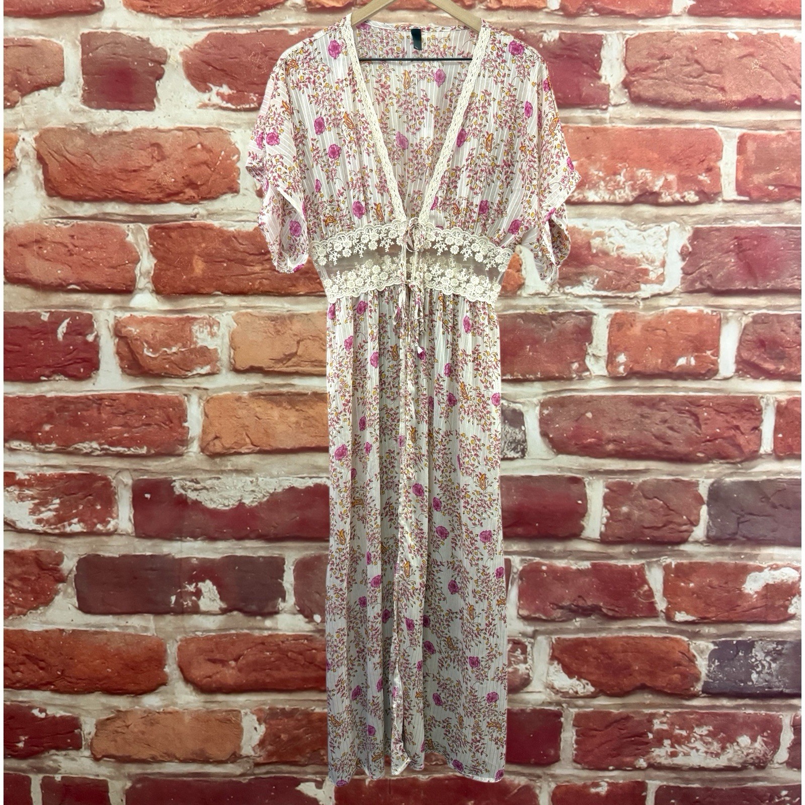 Alya Duster Top Womens Small Medium Boho Chic Floral Cottage Tie Waist Topper