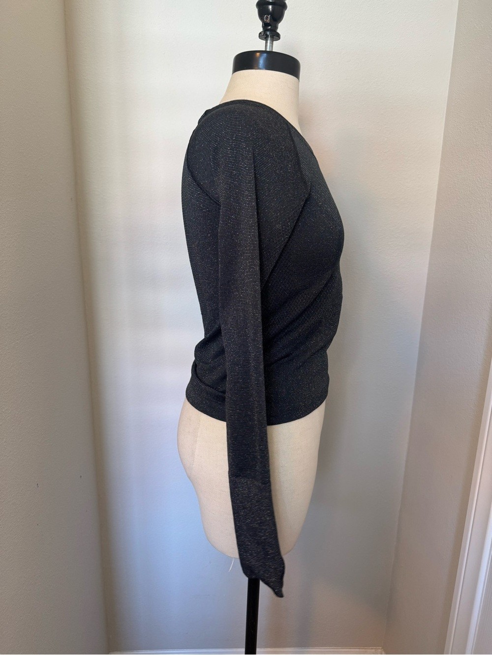 Lululemon Swiftly Tech Long-sleeve Shirt 2.0 Waist Length in Black/Rainbow Lurex