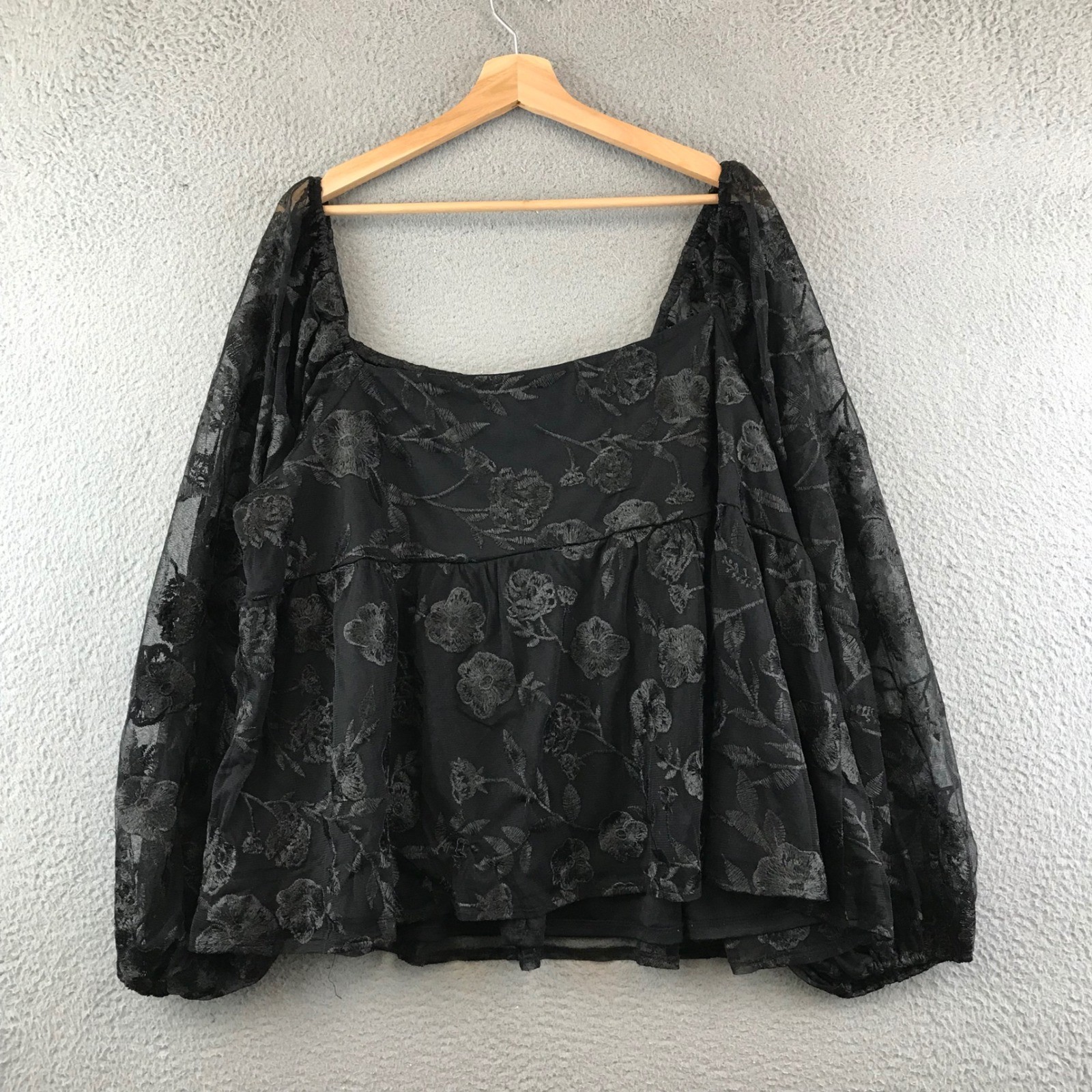 Arula Black Floral Sheer Overlay Square Neck Long Sleeve Blouse size B
