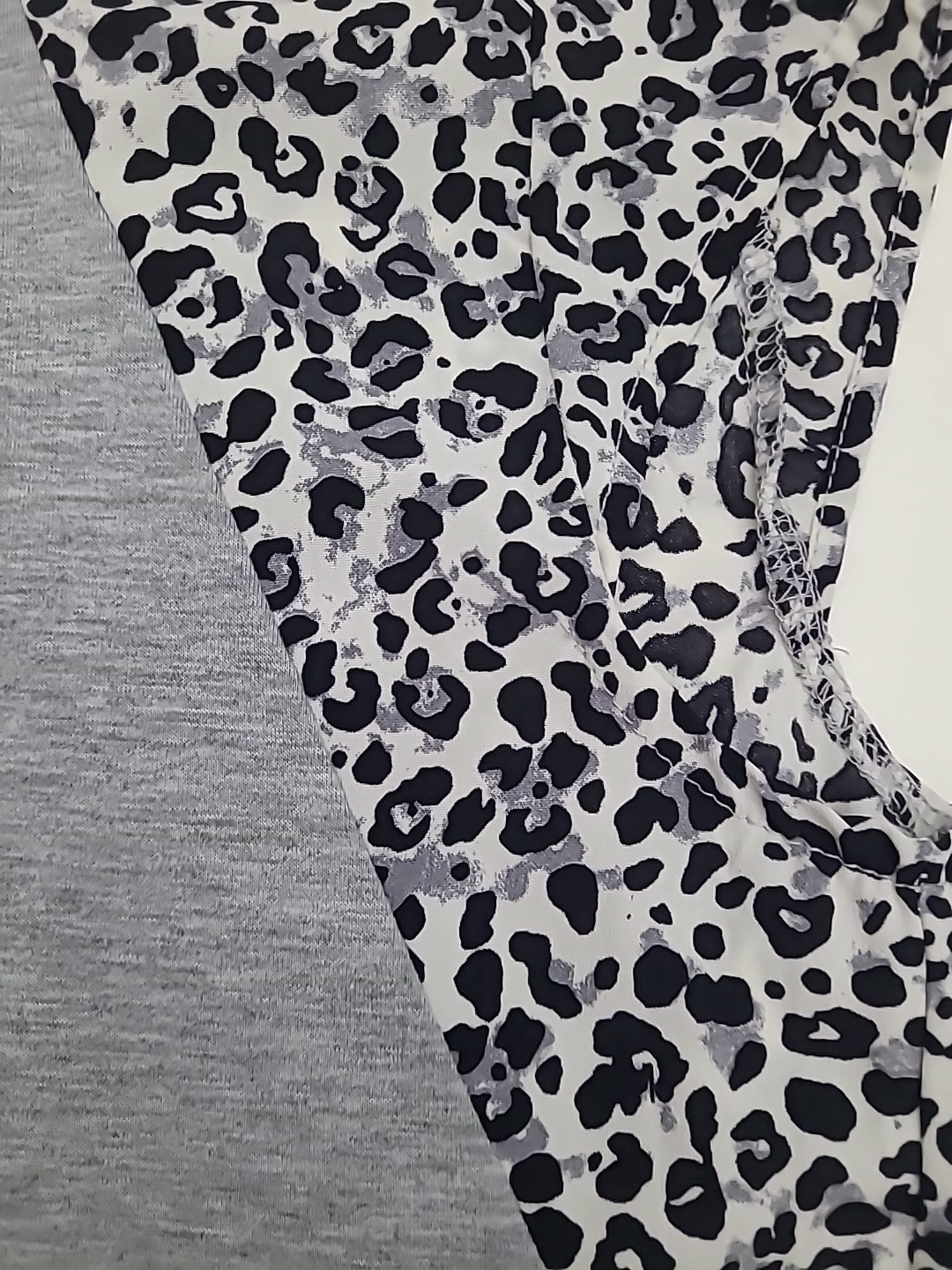 Joress Top M Women Cheatah Print Gray Y2K